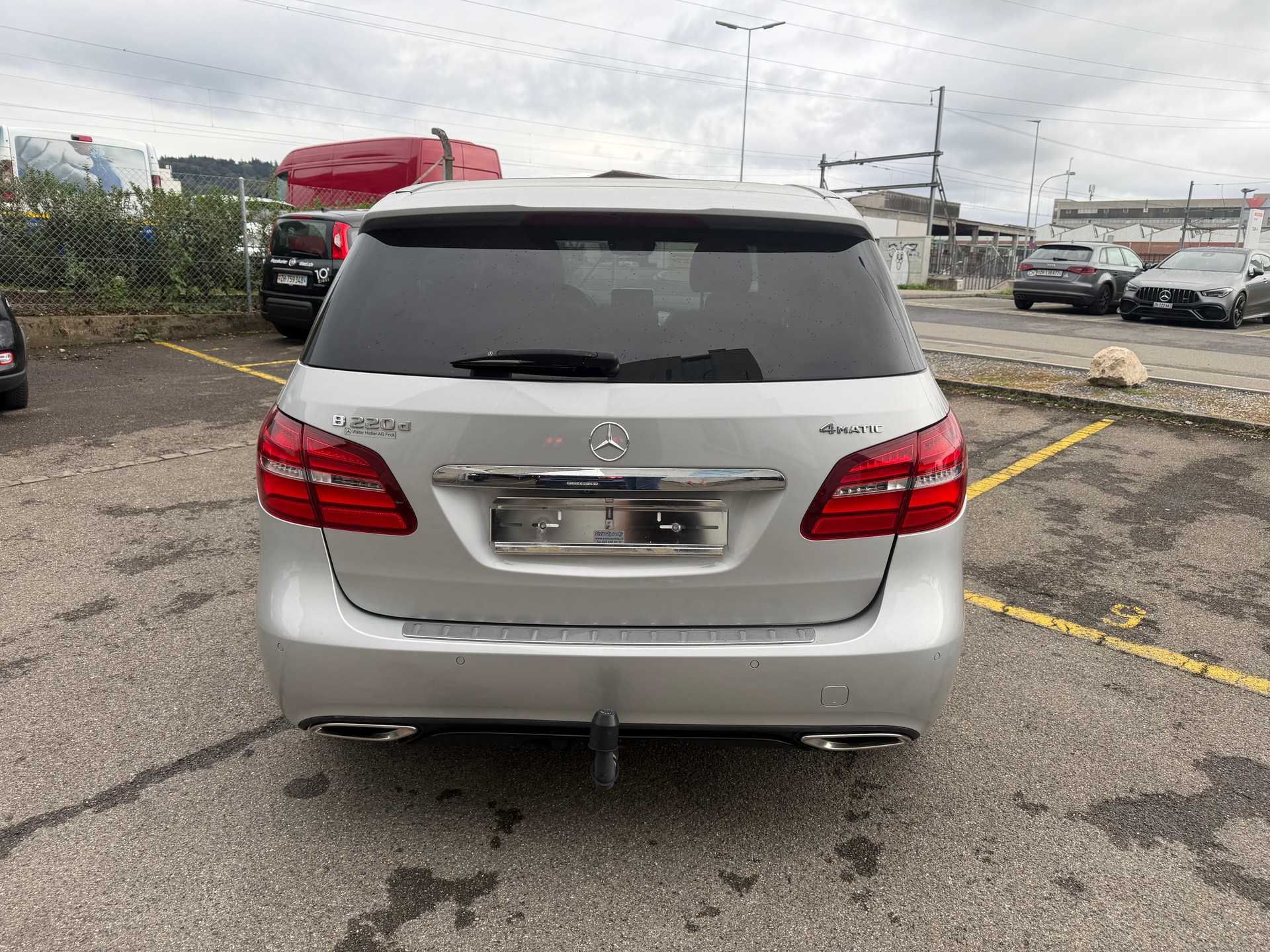 MERCEDES-BENZ B 220 CDI Urban 4Matic 7G-DCT-image-4