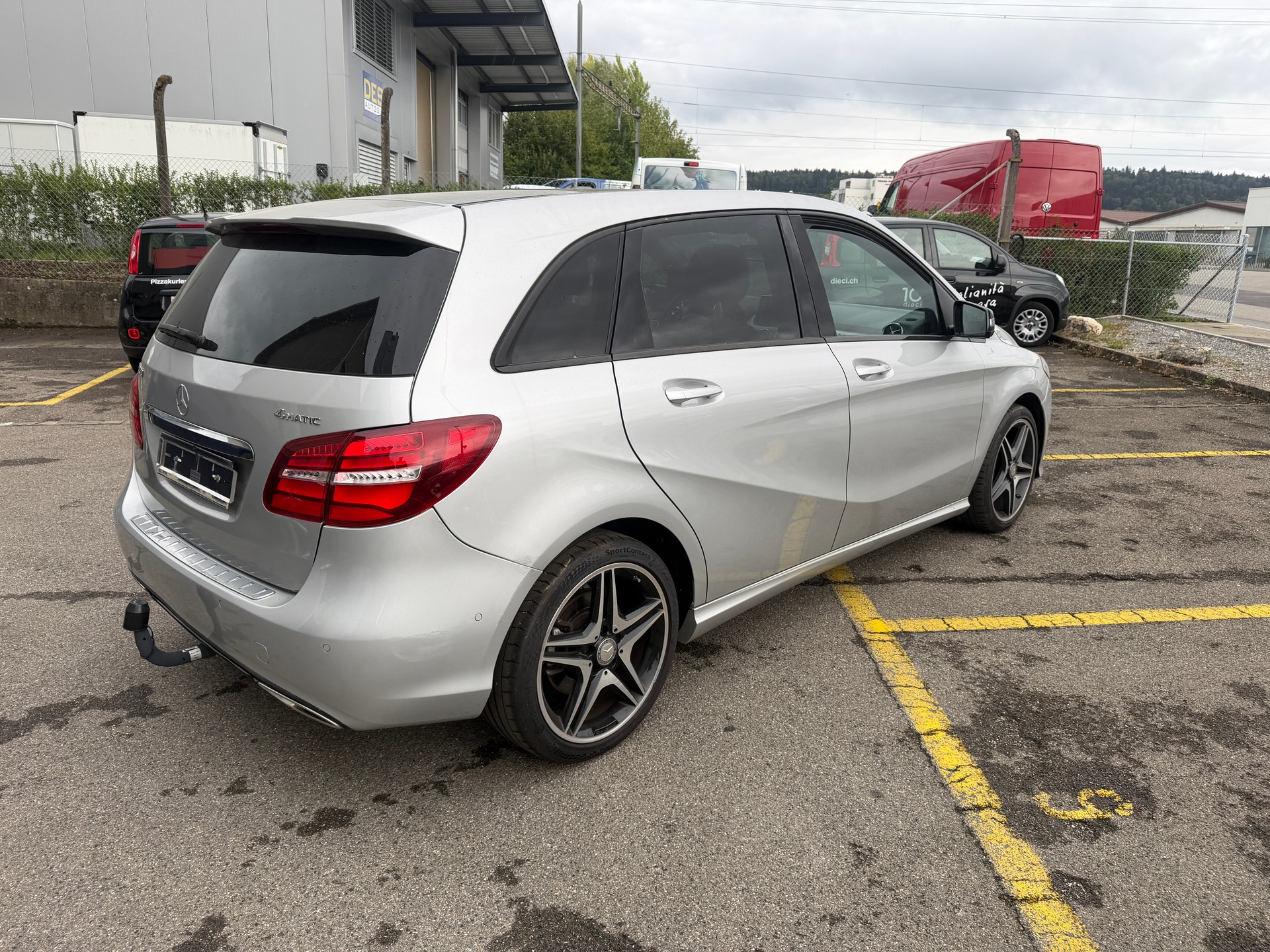 MERCEDES-BENZ B 220 CDI Urban 4Matic 7G-DCT-image-3