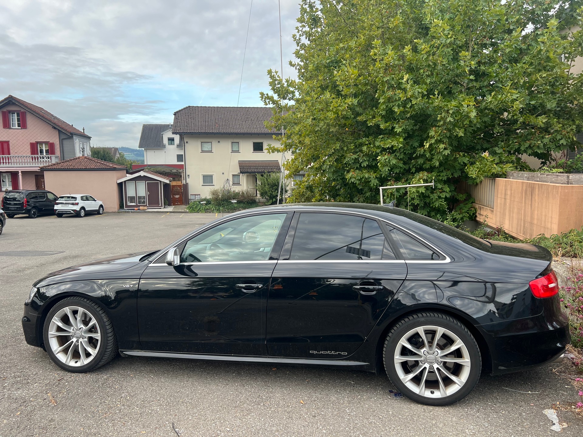 AUDI S4 Limousine 3.0 TFSI quattro S-tronic-image-4