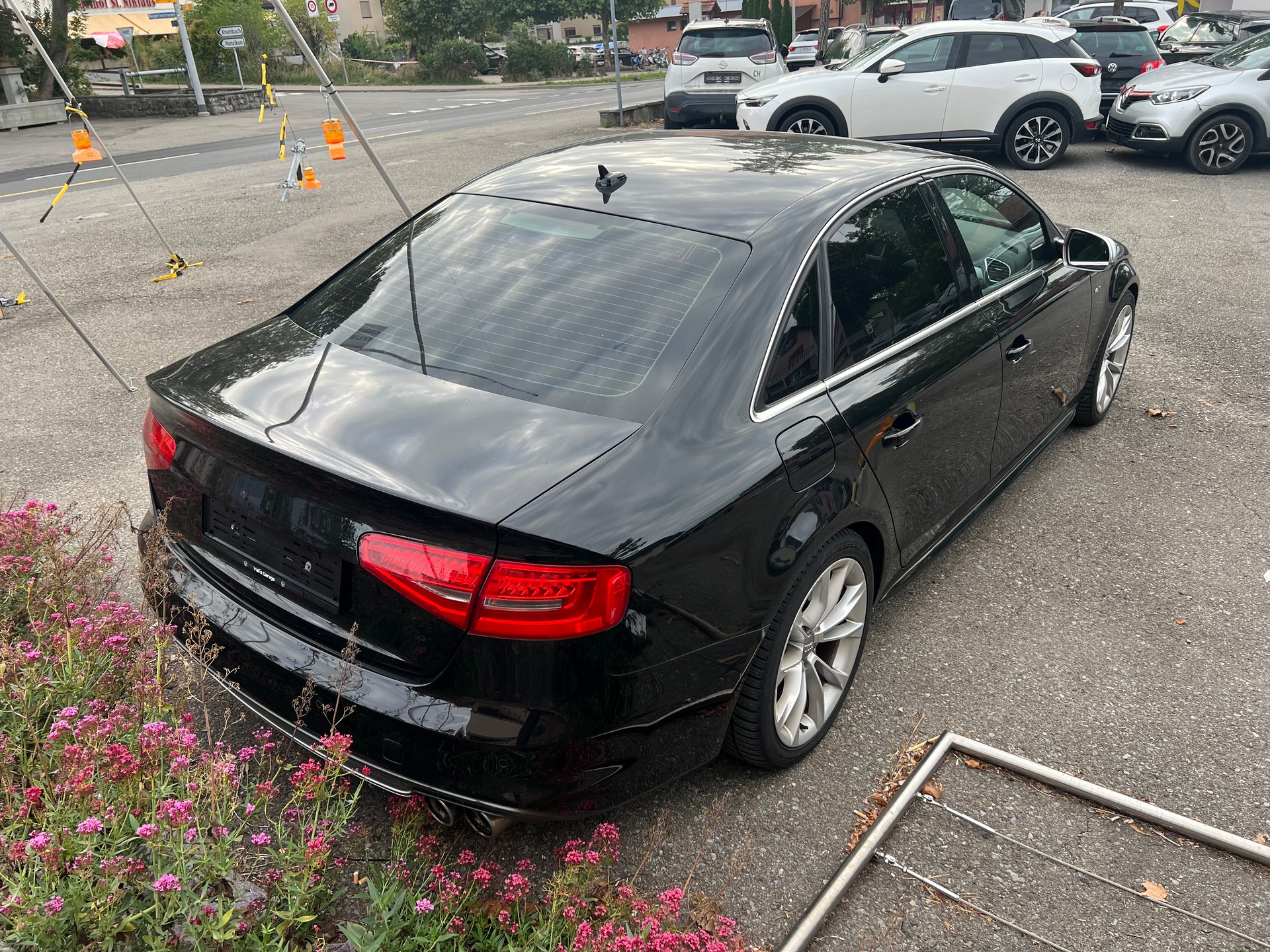 AUDI S4 Limousine 3.0 TFSI quattro S-tronic-image-3