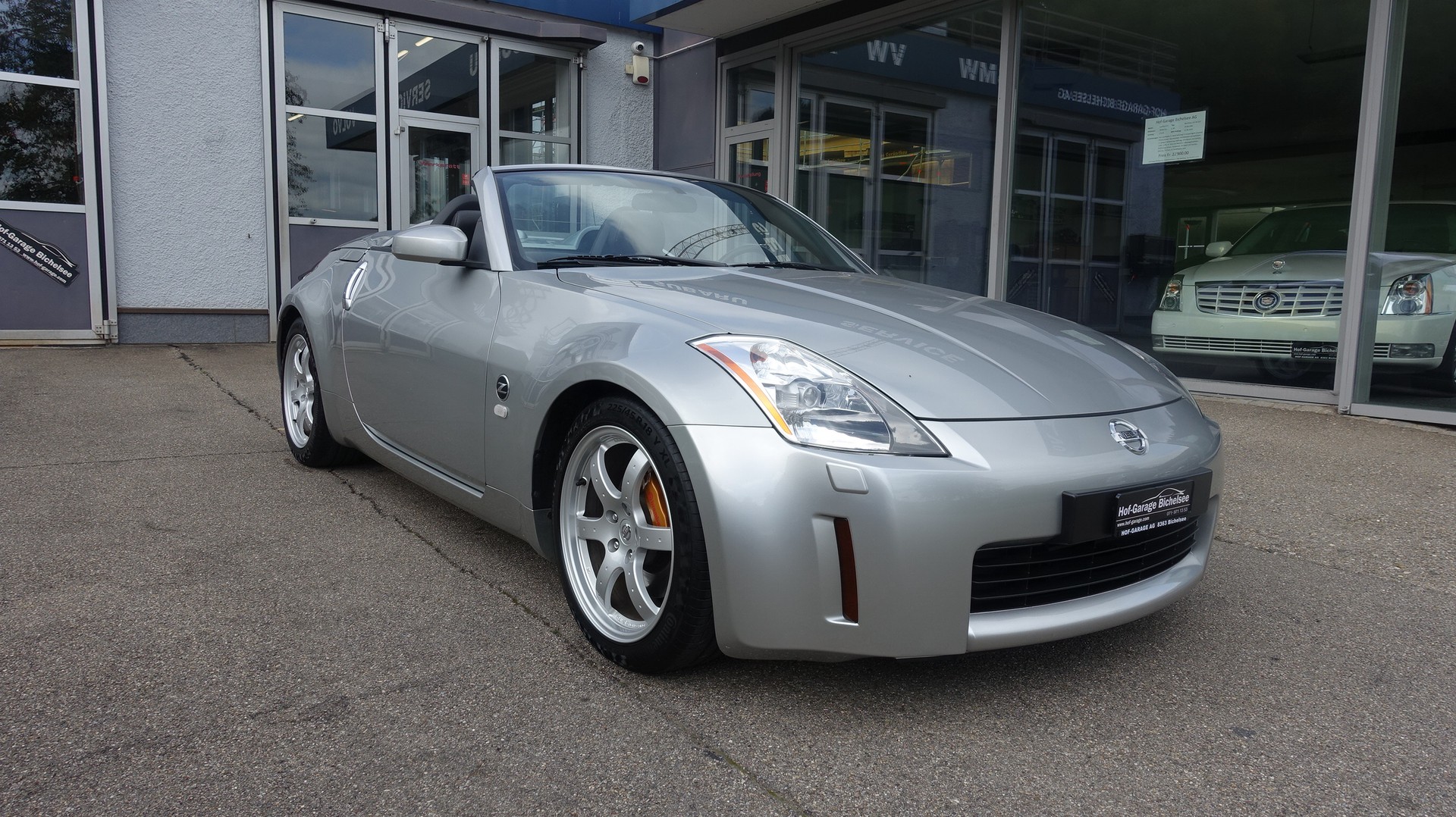 NISSAN 350 Z Roadster Pack-image-1