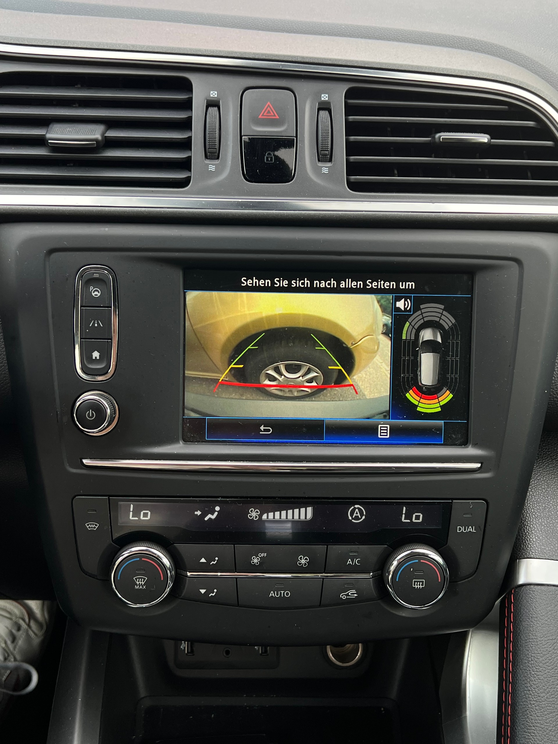 RENAULT Kadjar 1.2 16V Turbo Swiss Edition EDC-image-9