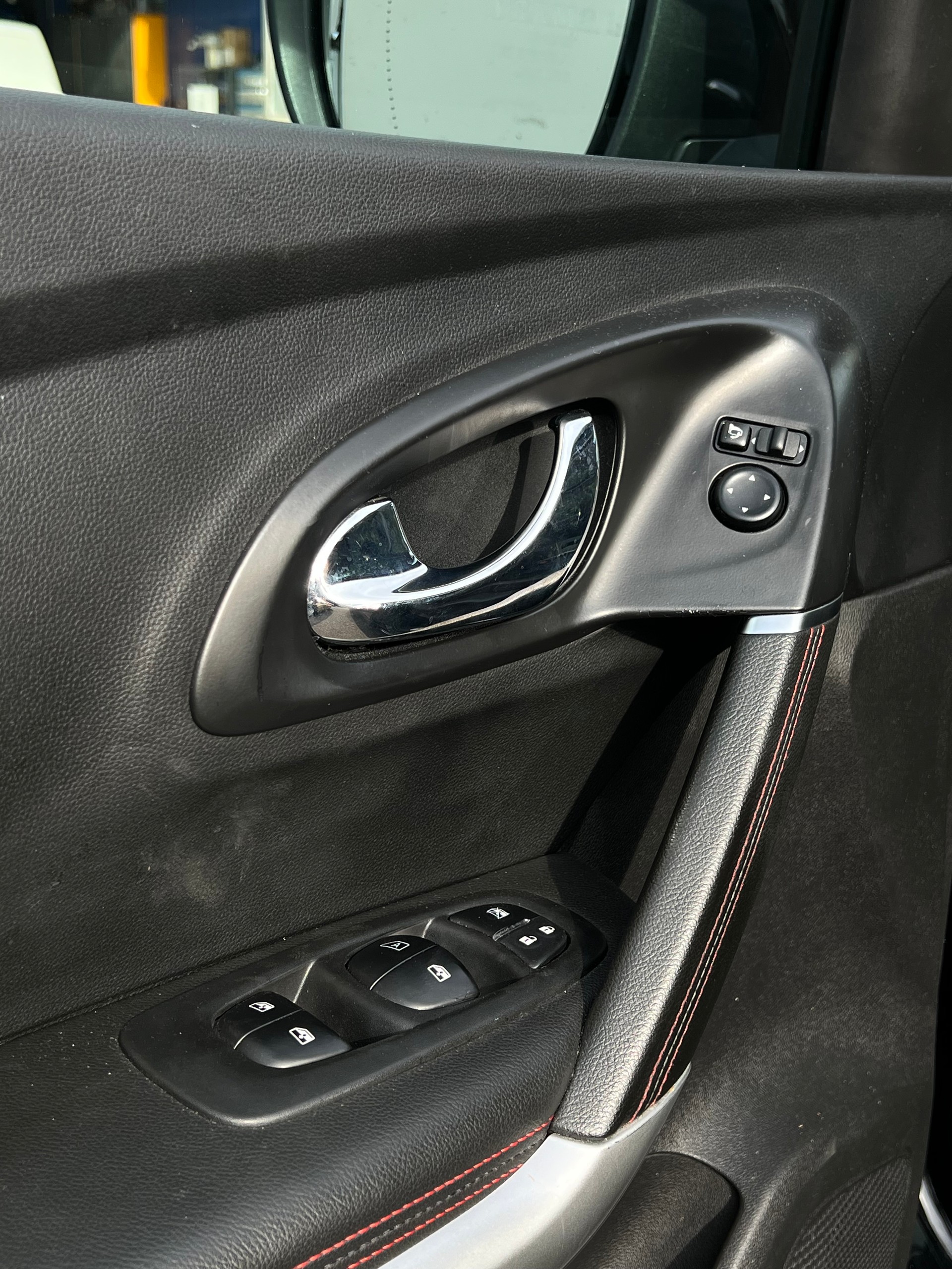 RENAULT Kadjar 1.2 16V Turbo Swiss Edition EDC-image-13