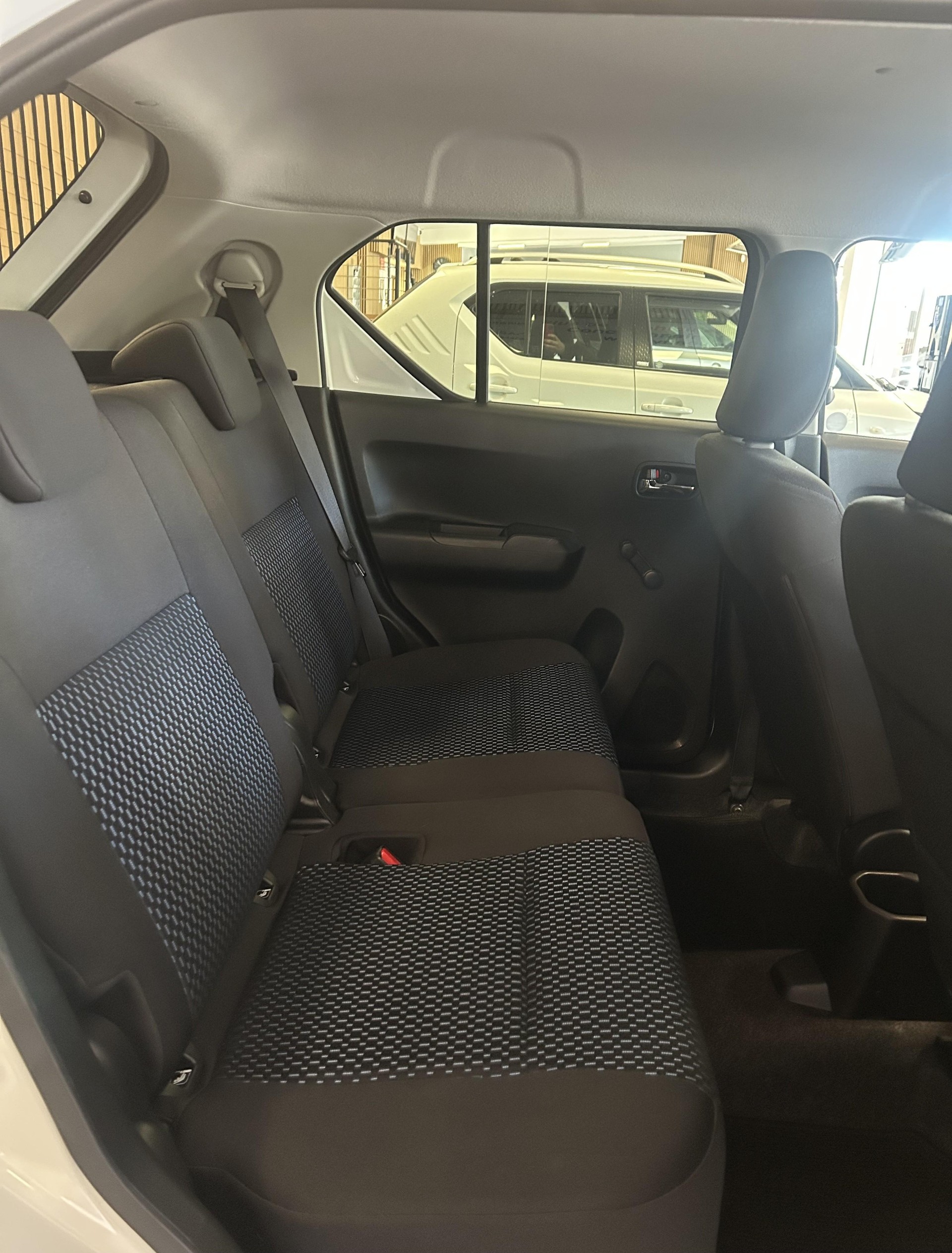 SUZUKI Ignis 1.2 Generation Hybrid-image-16