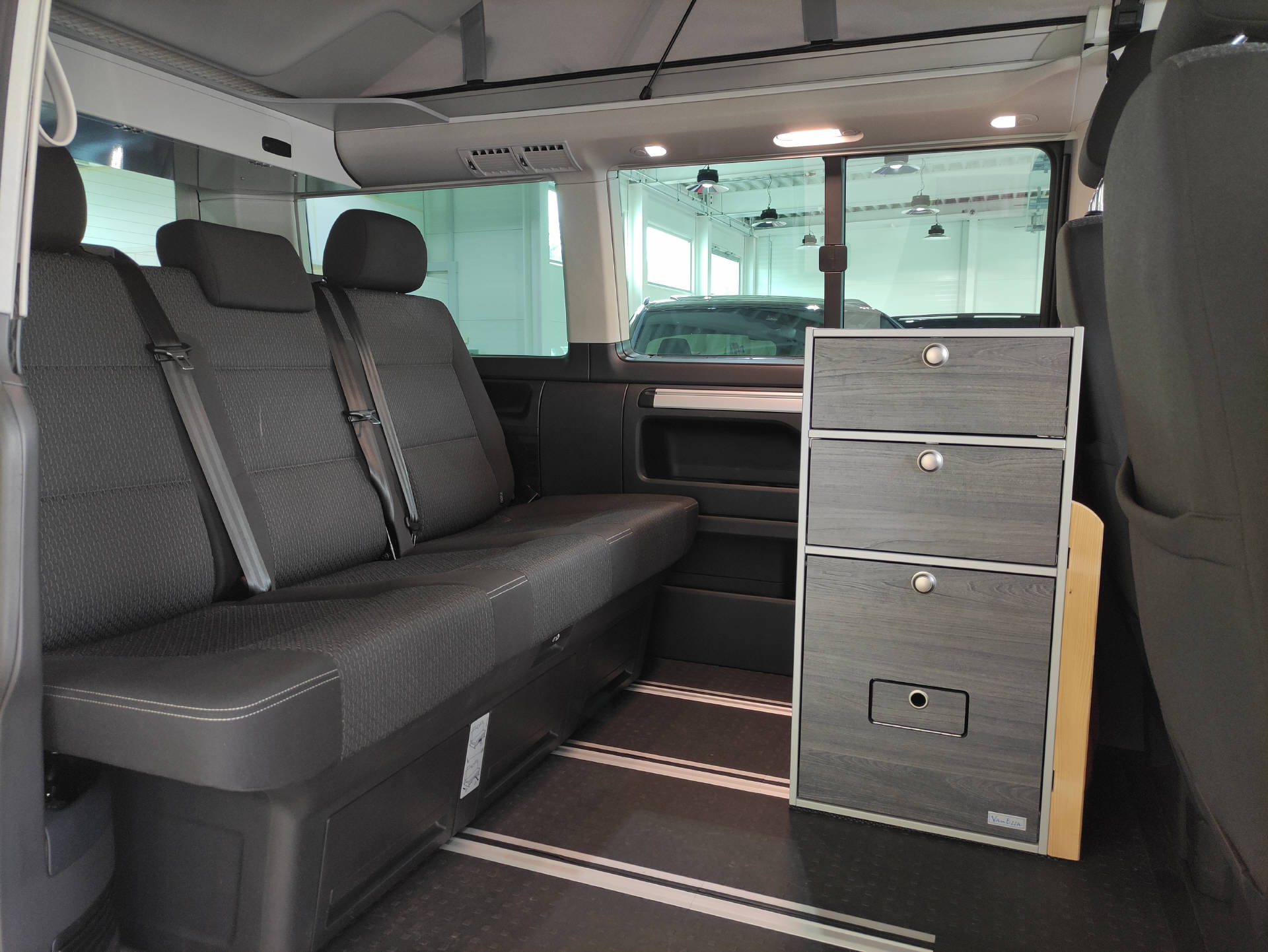 VW T6 California 2.0 TDI Beach 4Motion DSG-image-17