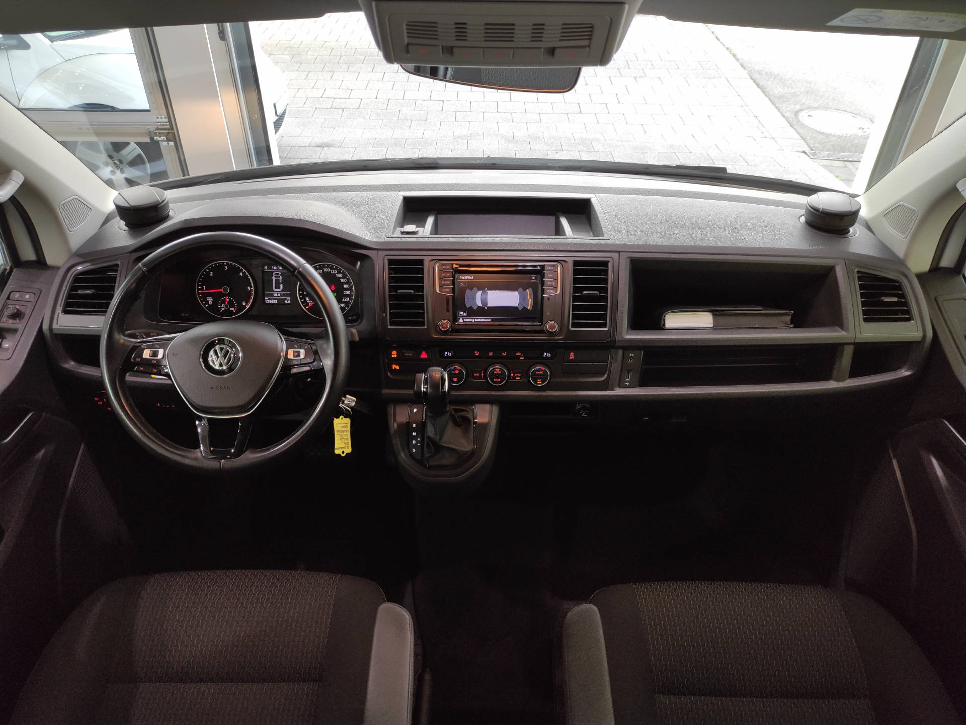VW T6 California 2.0 TDI Beach 4Motion DSG-image-11