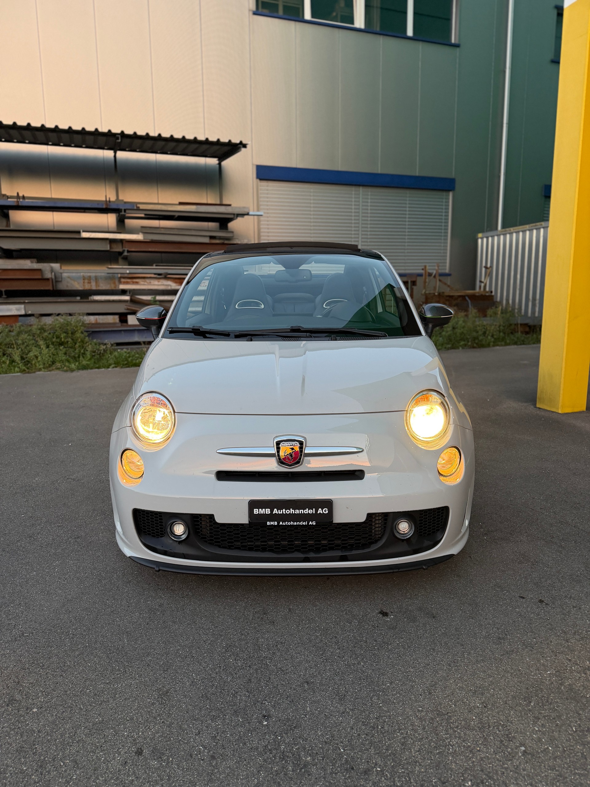 FIAT 500 1.4 16V Turbo Abarth Dualogic-image-1