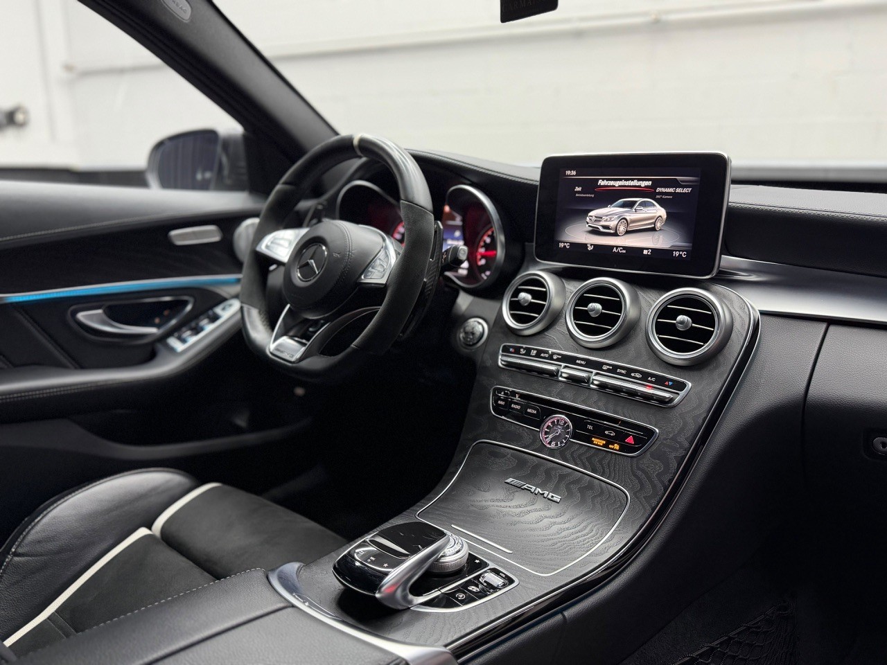 MERCEDES-BENZ C 63 S AMG Speedshift | 360° Kamera | Burmester | Carbon | Schalensitze | H&R | OHNE OPF !-image-29