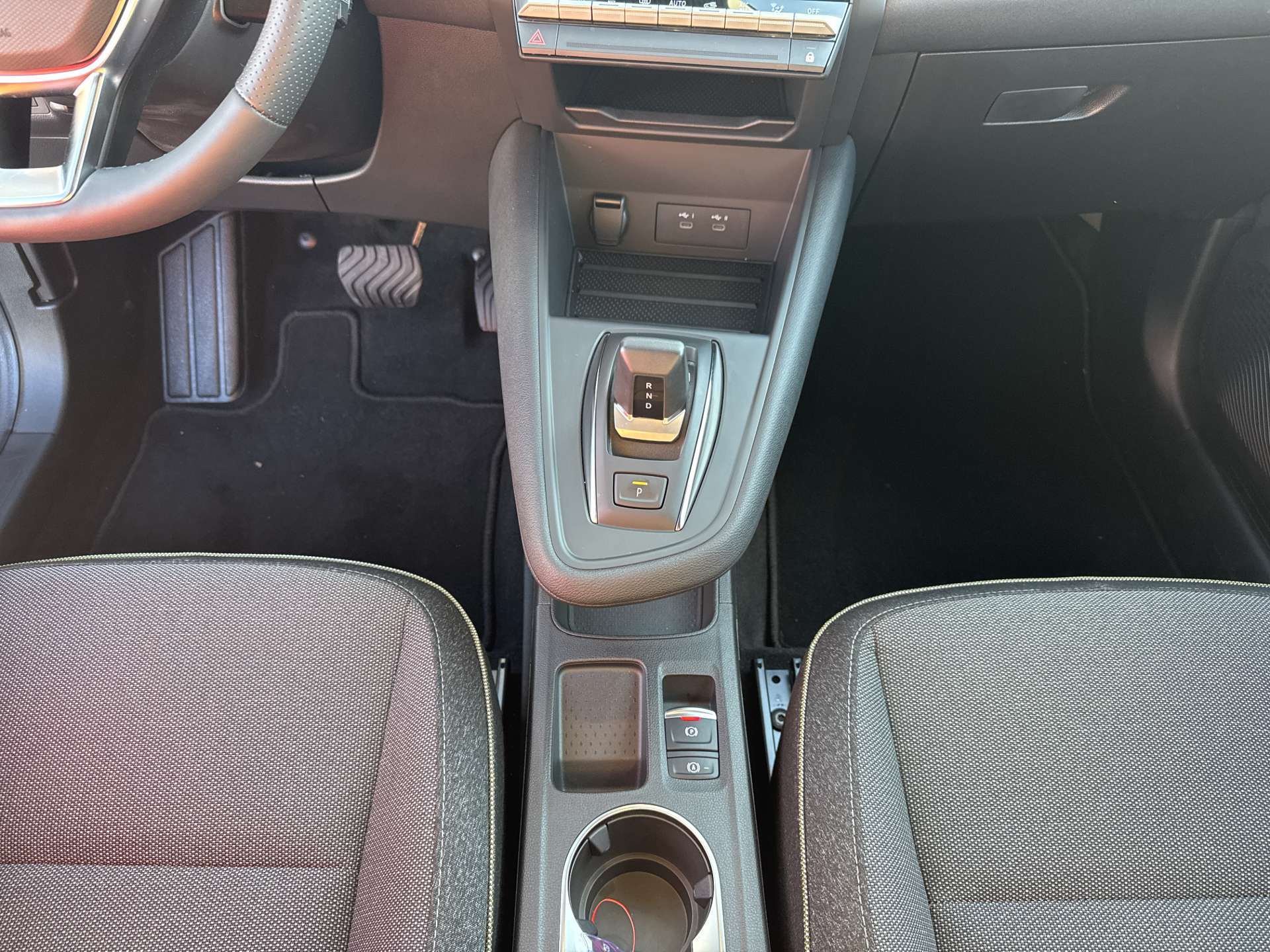 RENAULT Symbioz 1.4 Techno EDC-Automat-image-11