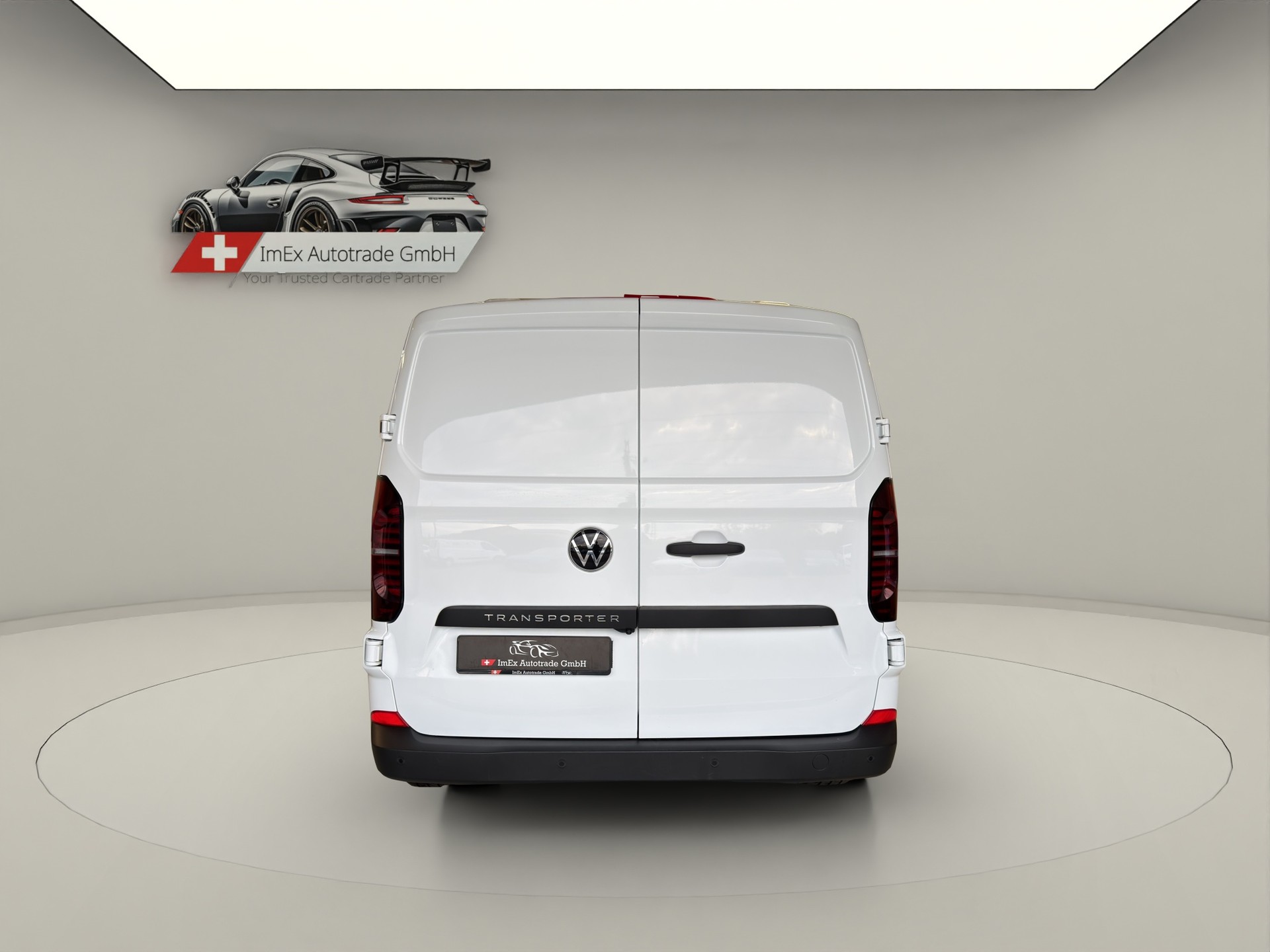 VW Transporter 2.0 TDI Lang-image-2