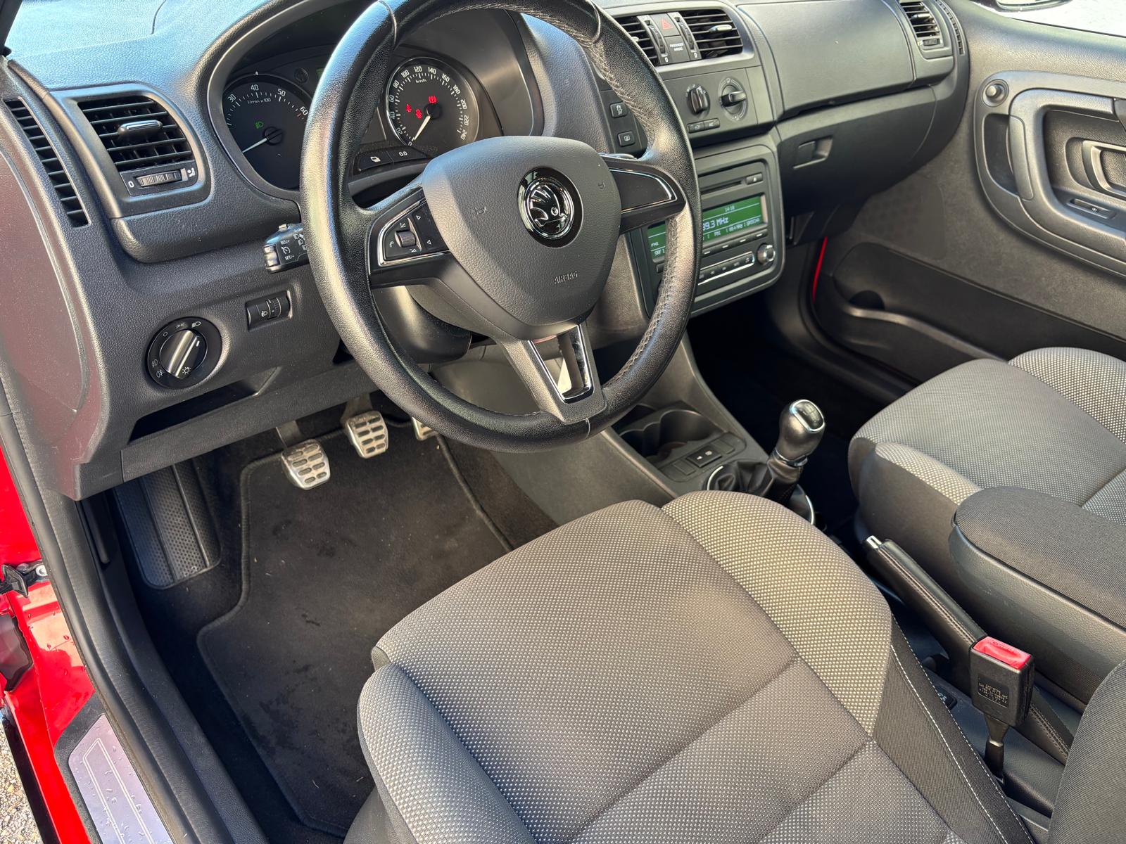 SKODA Fabia 1.2 TSI Monte Carlo-image-8