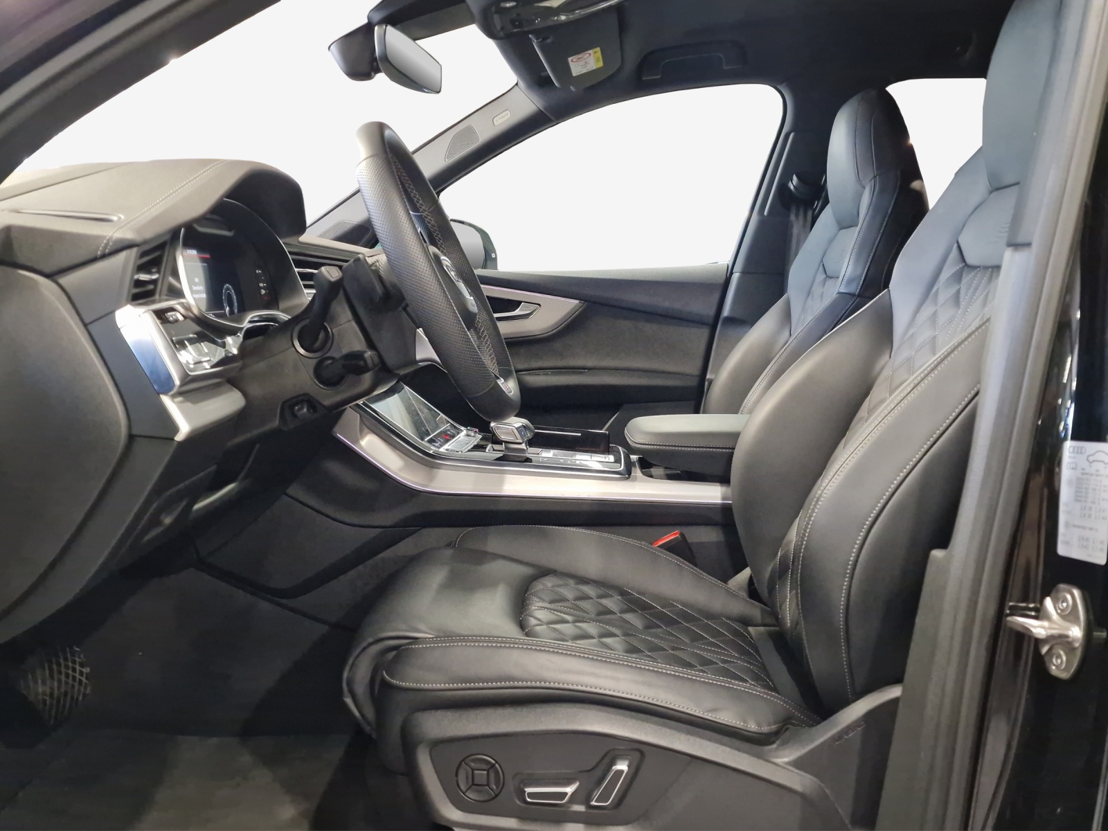 AUDI Q7 SUV TFSI e quattro 290 kW S line tiptronic-image-7