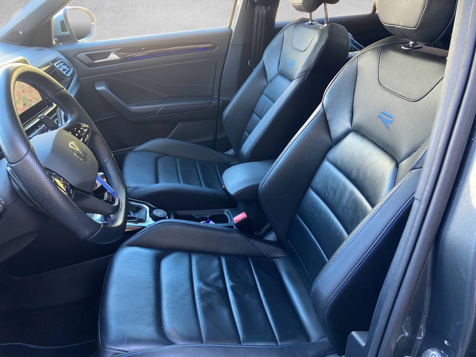 VW T-Roc 2.0 TSI R DSG 4Motion-image-7