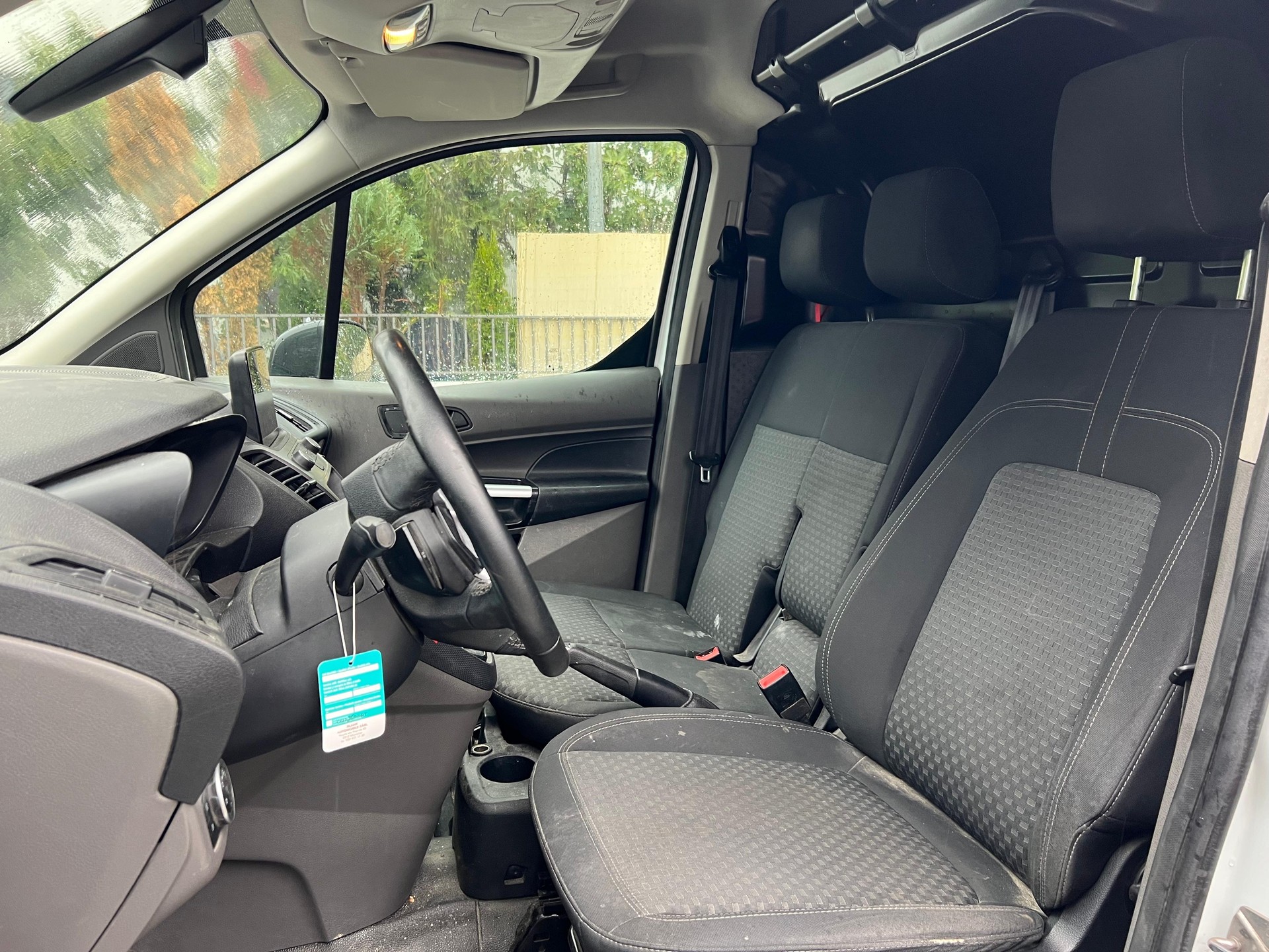 FORD Transit Connect Van T240 1.5 EcoBlue Limited Automat-image-3