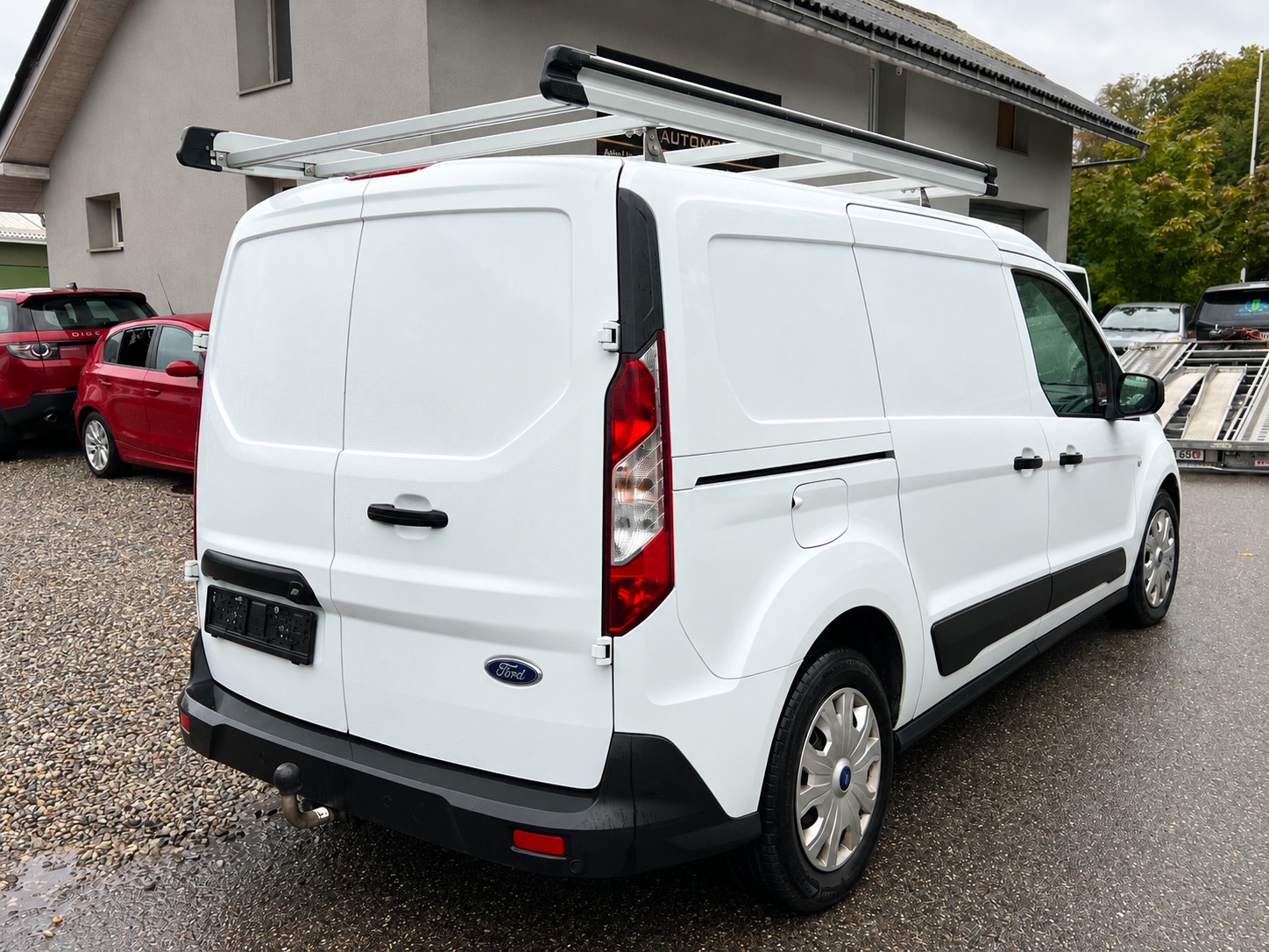FORD Transit Connect Van T240 1.5 EcoBlue Limited Automat-image-2