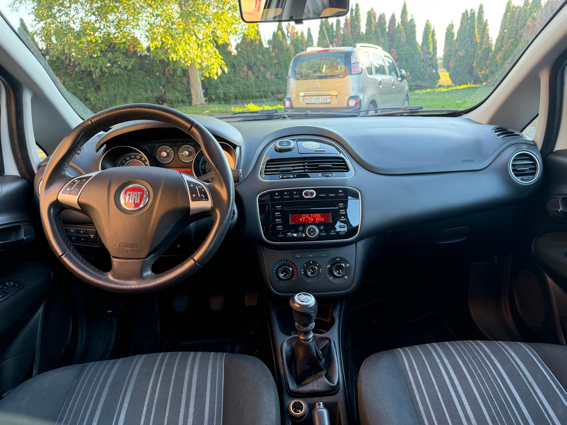 FIAT Punto Evo 1.4 MyLife-image-8