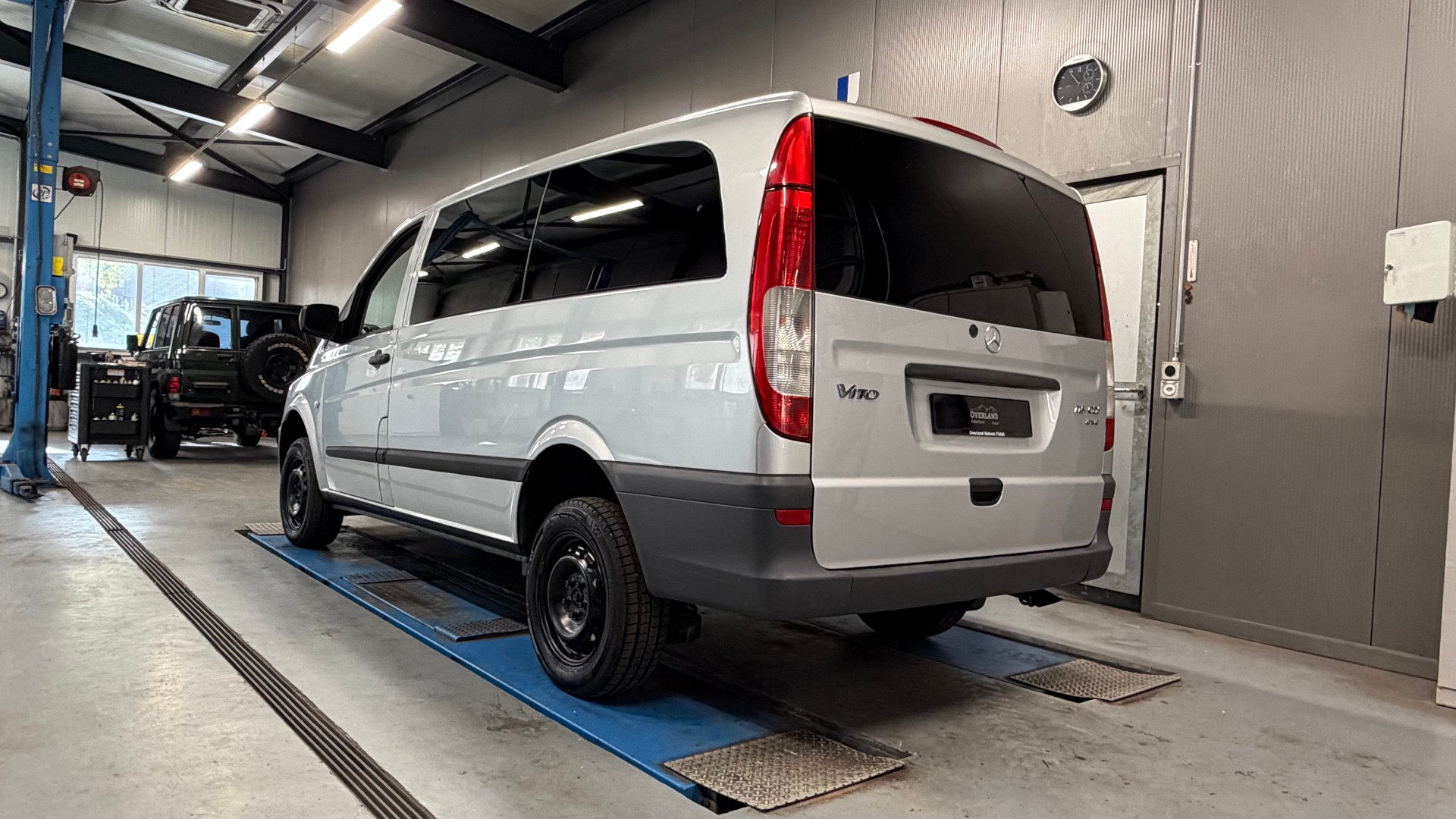 MERCEDES-BENZ Vito 116 CDI Blue Efficiency 4Matic A-image-2