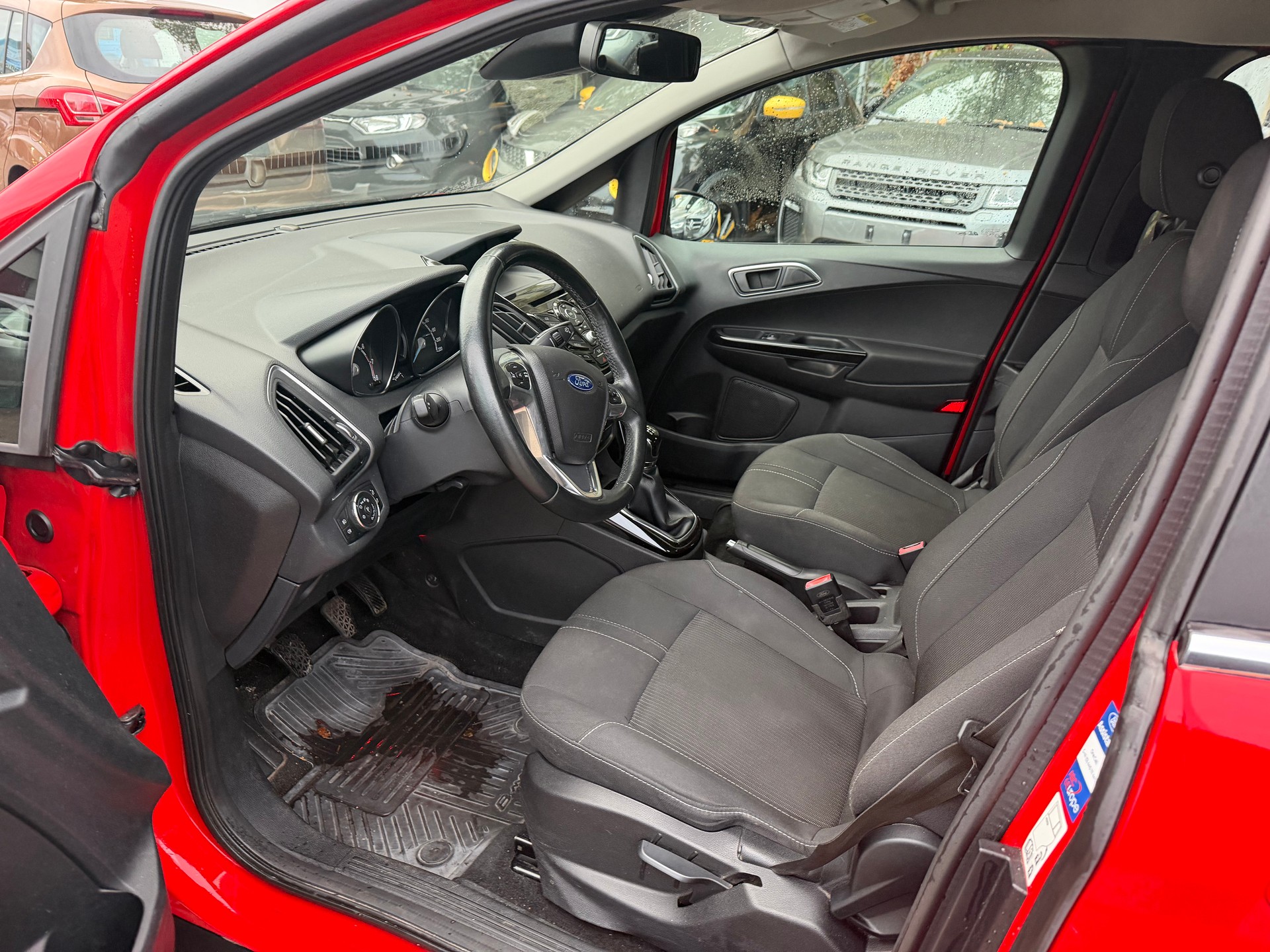 FORD B-Max 1.0 SCTi Ambiente-image-11