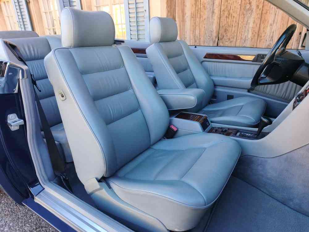 MERCEDES-BENZ 300 CE-24 Cabrio-image-7