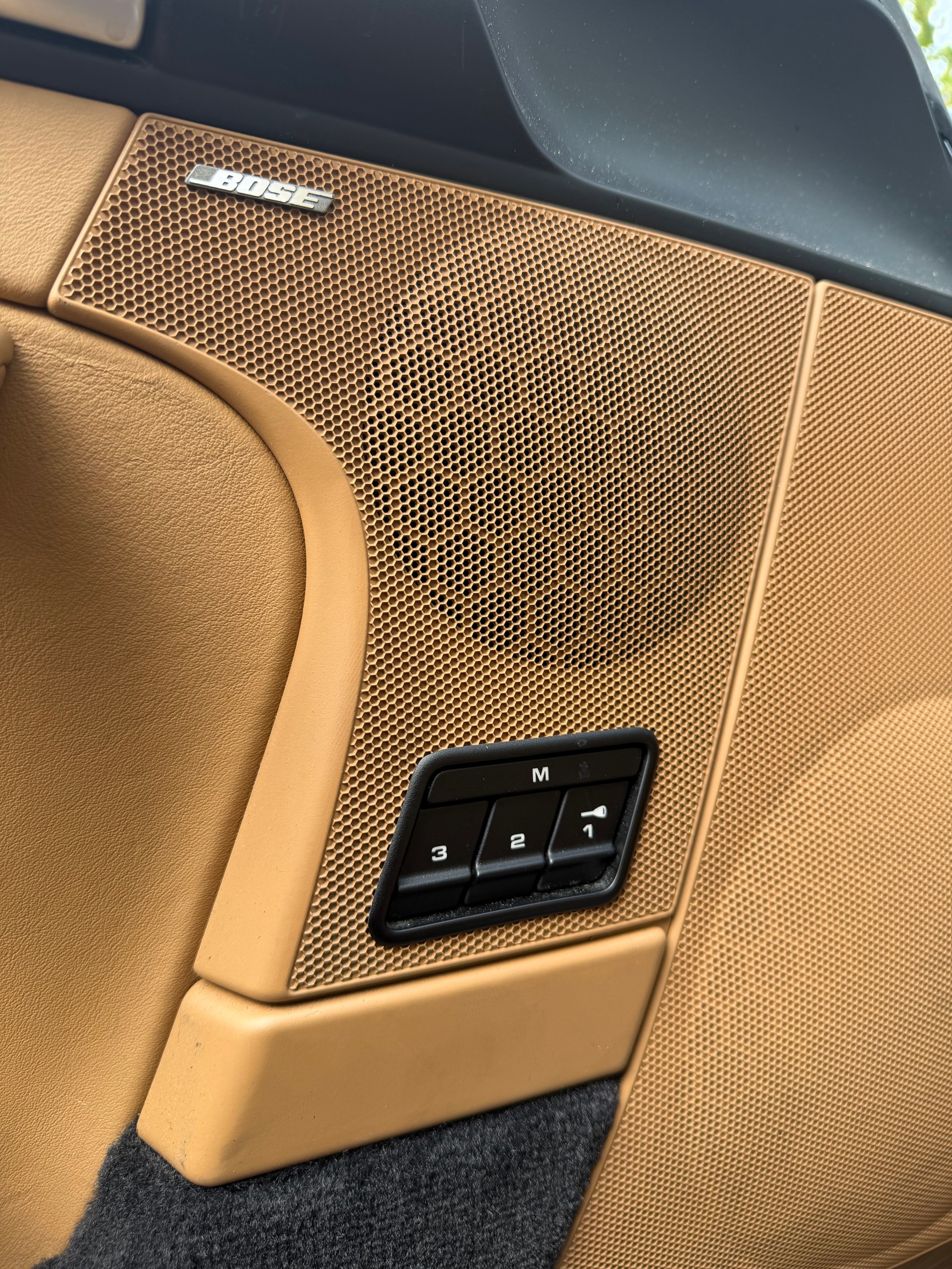 PORSCHE Targa 4S-image-13