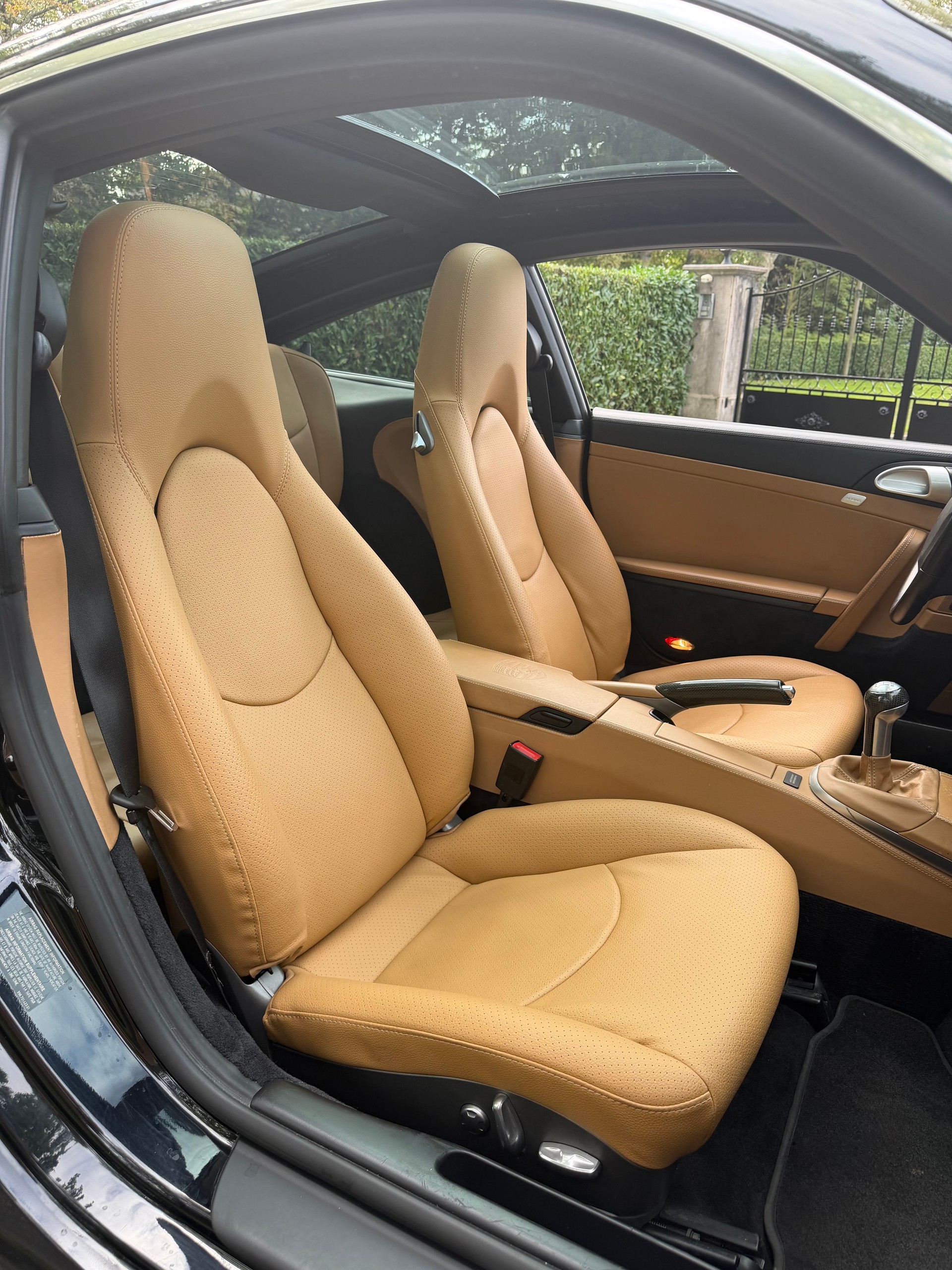 PORSCHE Targa 4S-image-15