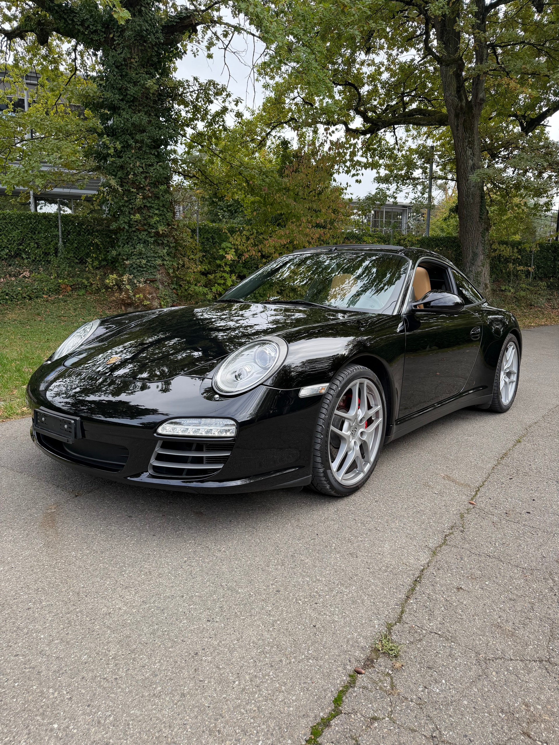 PORSCHE Targa 4S-image-2