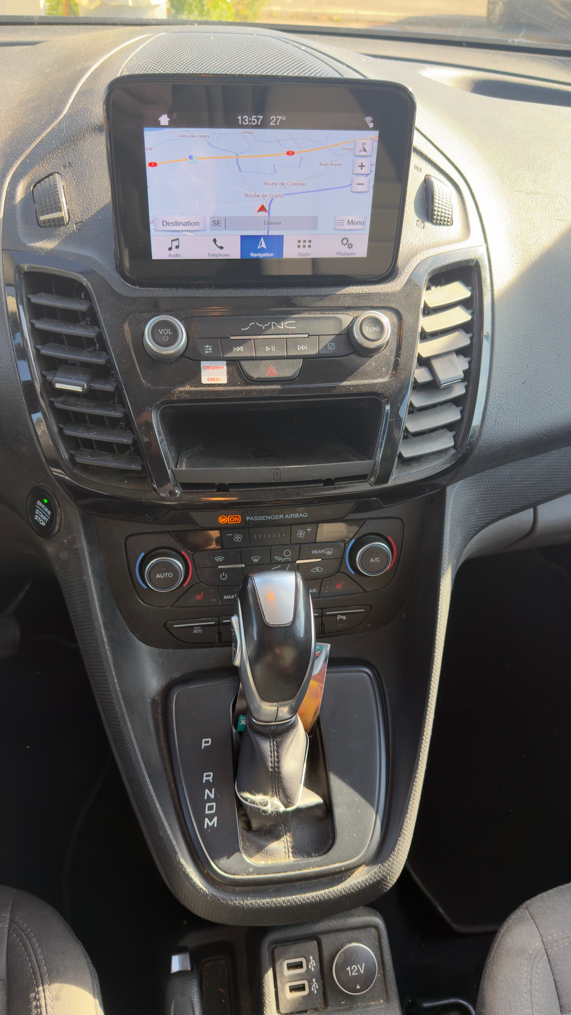 FORD Grand Tourneo Connect 1.5 EcoBlue Titanium Automat-image-11