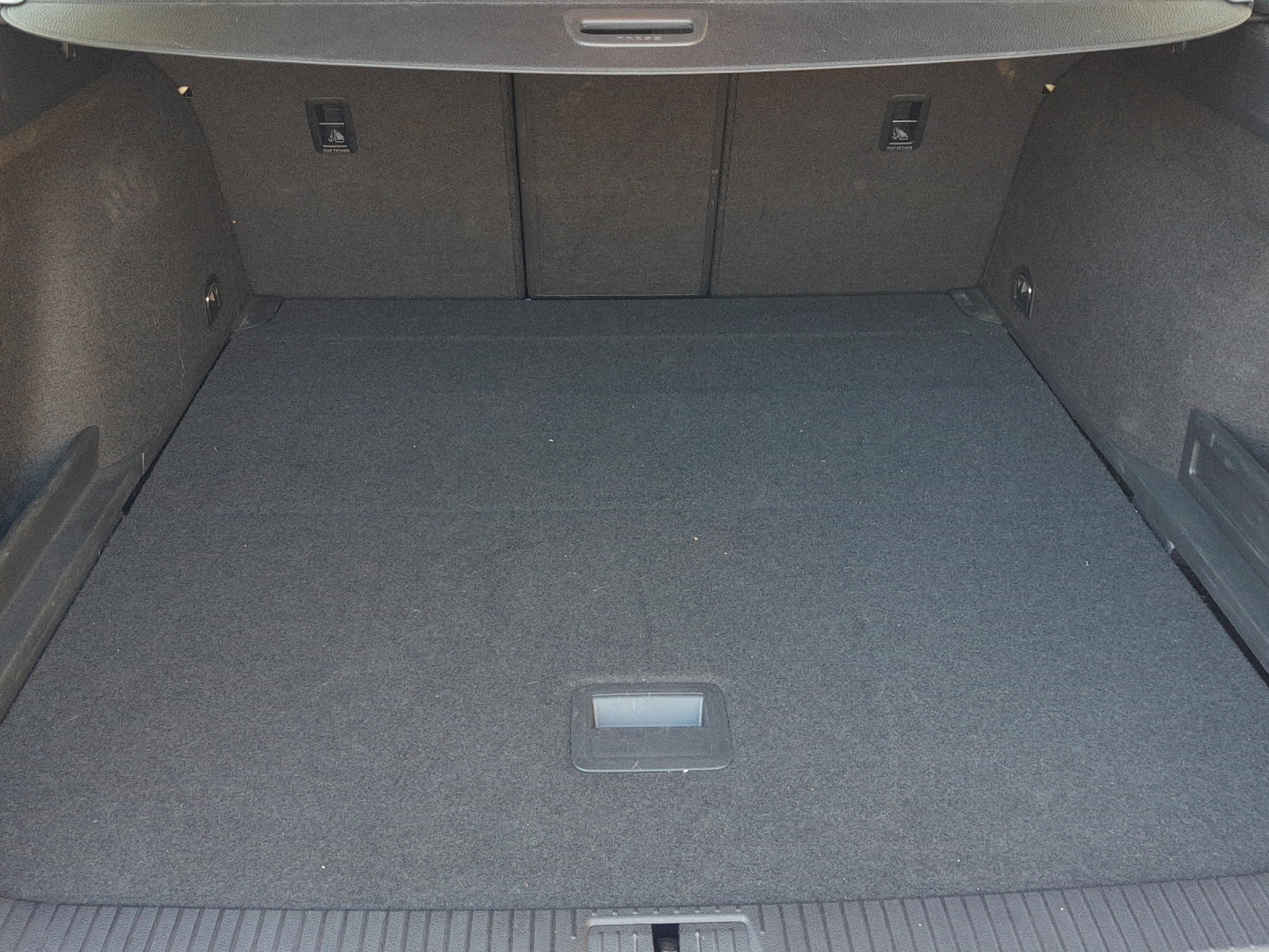 VW Passat 2.0 TDI BMT Business DSG-image-12