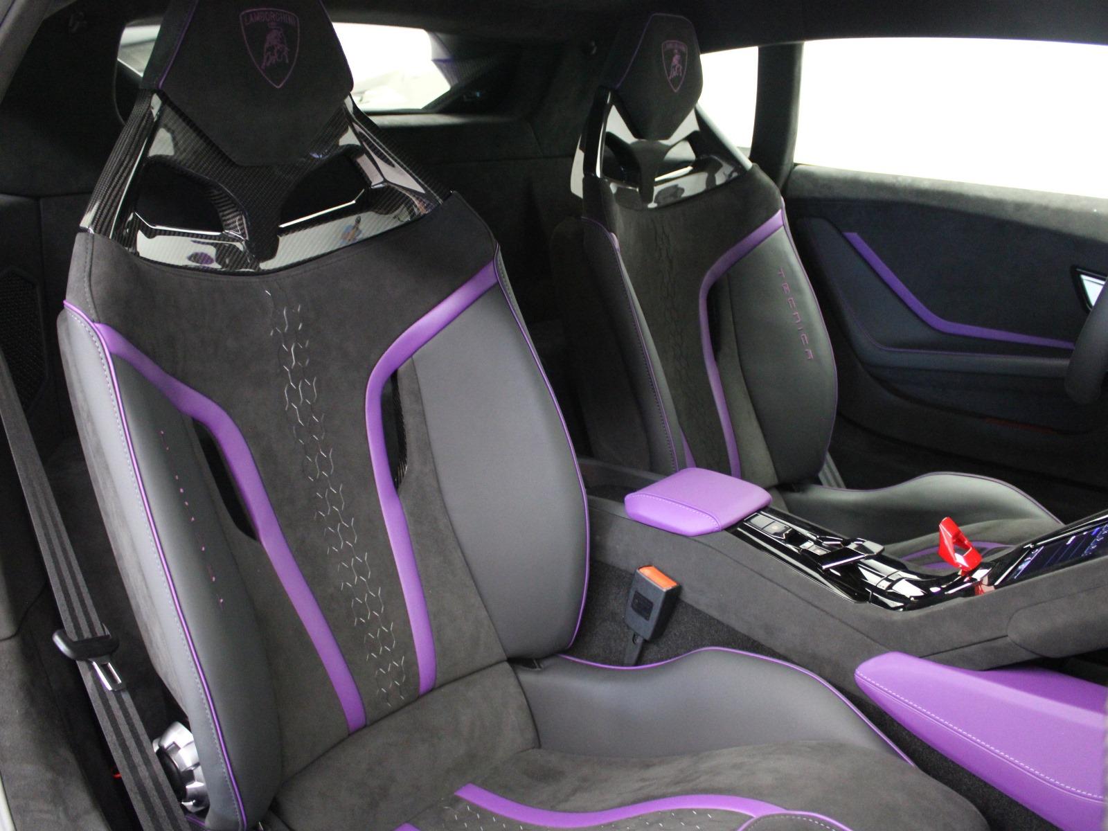 LAMBORGHINI Huracan Tecnica Coupé DCT-image-4
