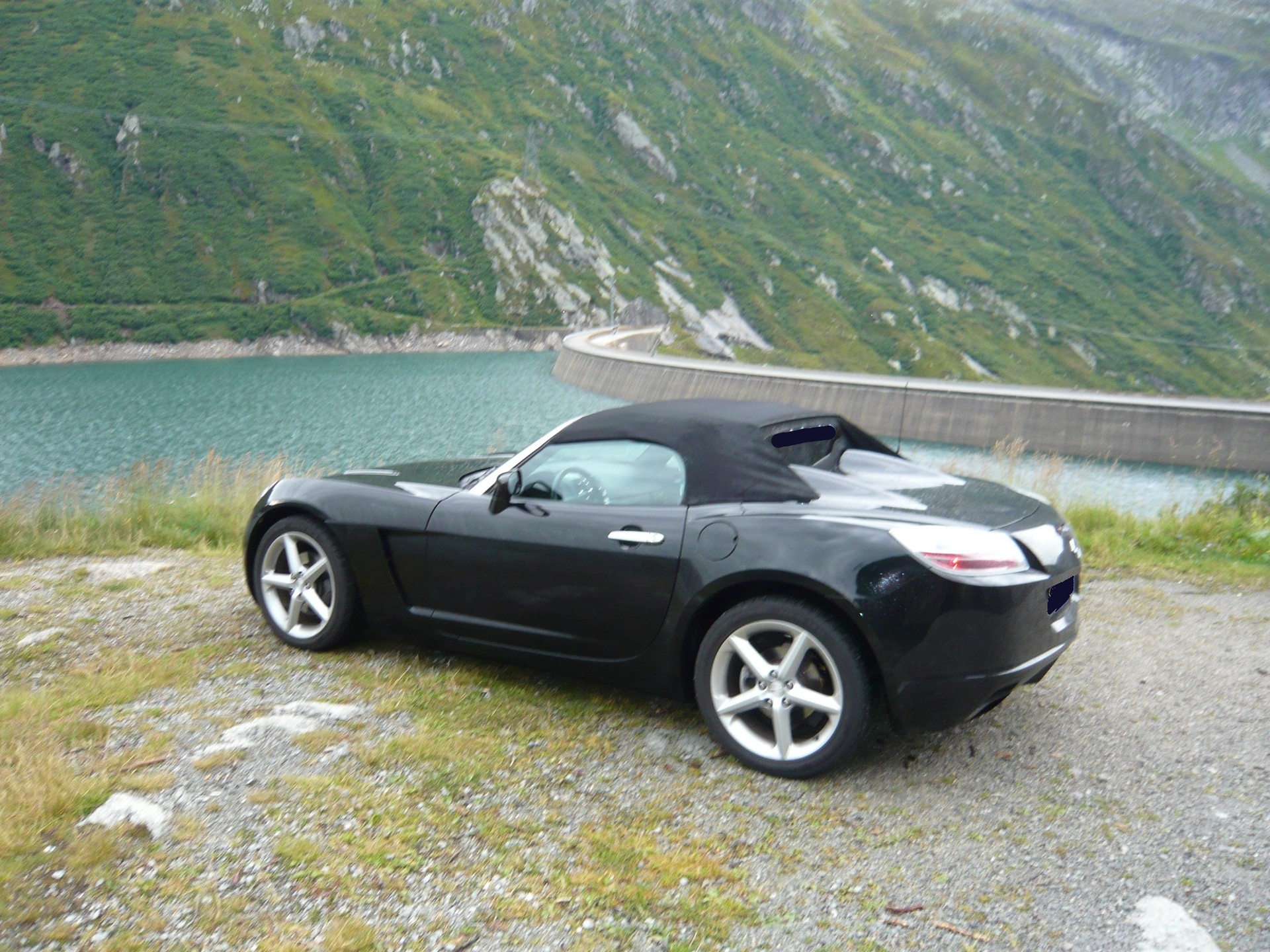 OPEL GT 2.0 Turbo-image-2