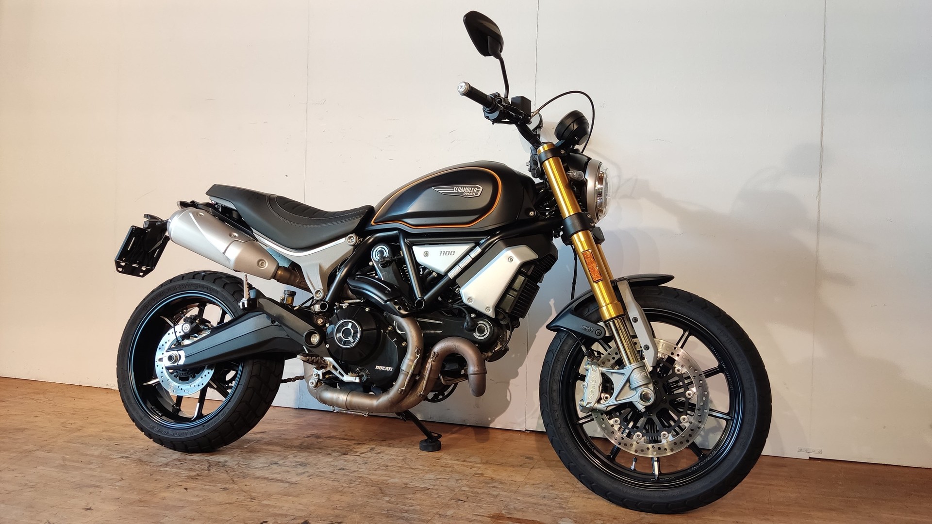 DUCATI Scrambler 1100 Sport-showroom-element-2