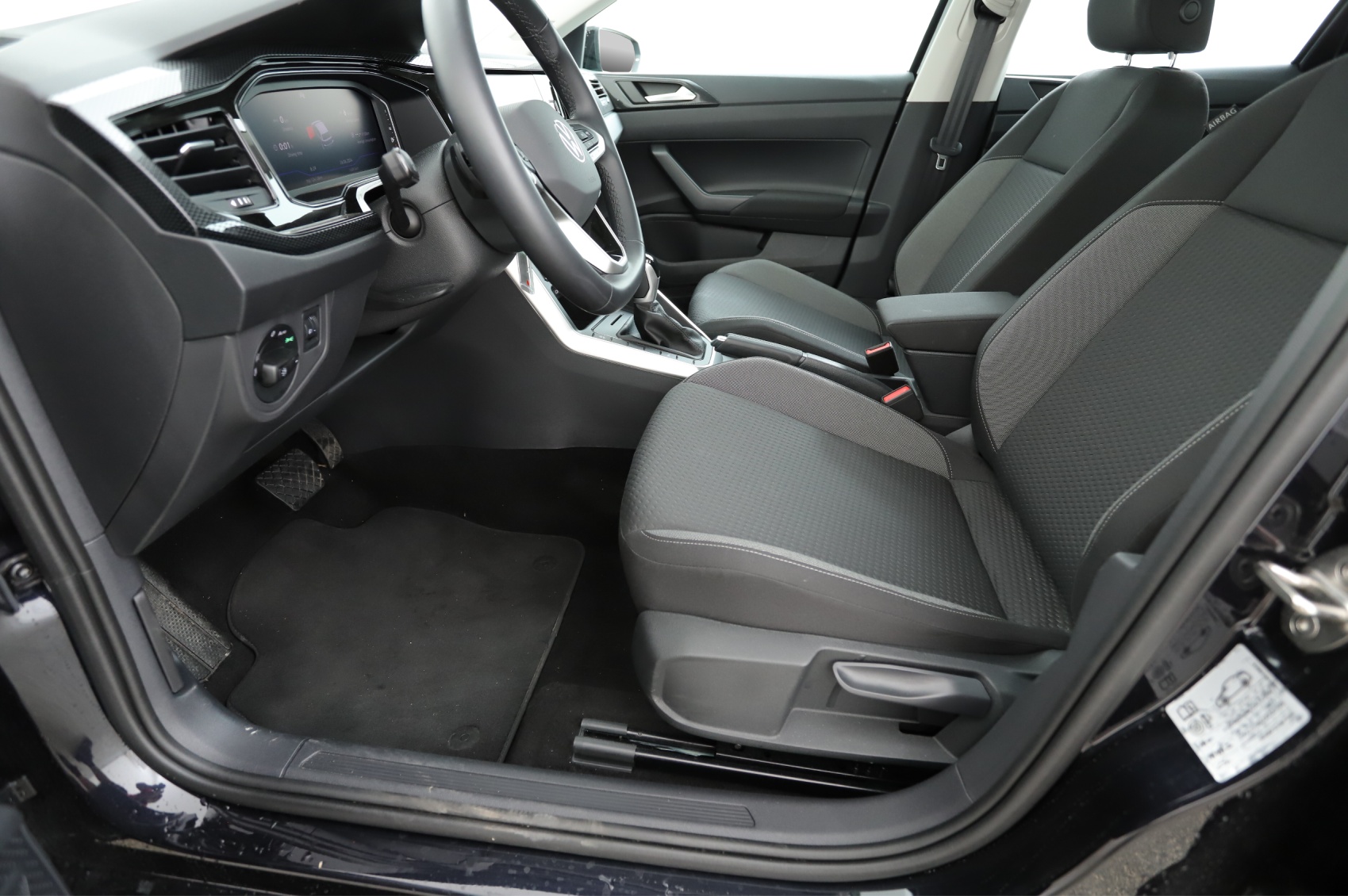 VW Polo 1.0 TSI Life DSG-image-8