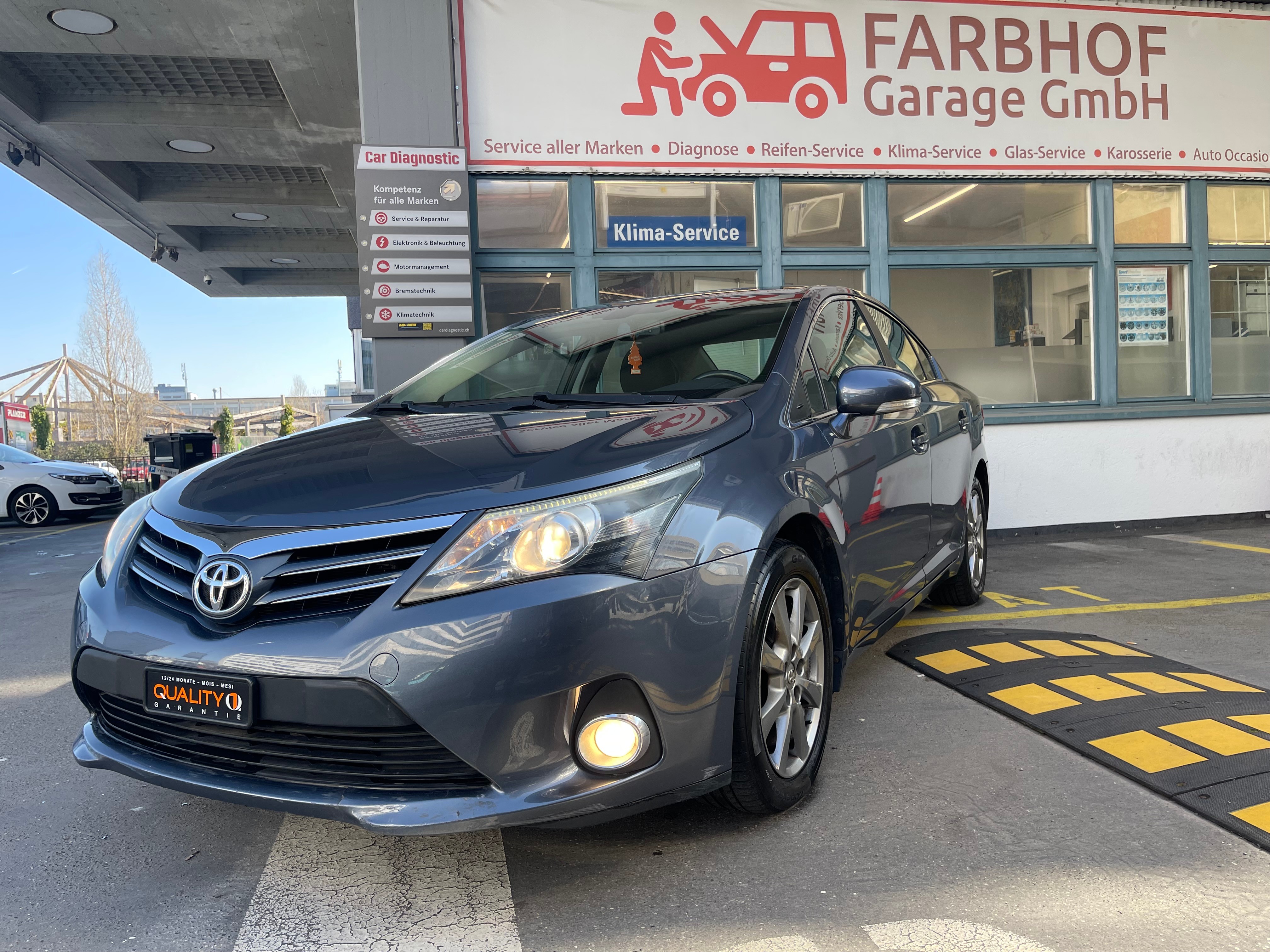 Car photo