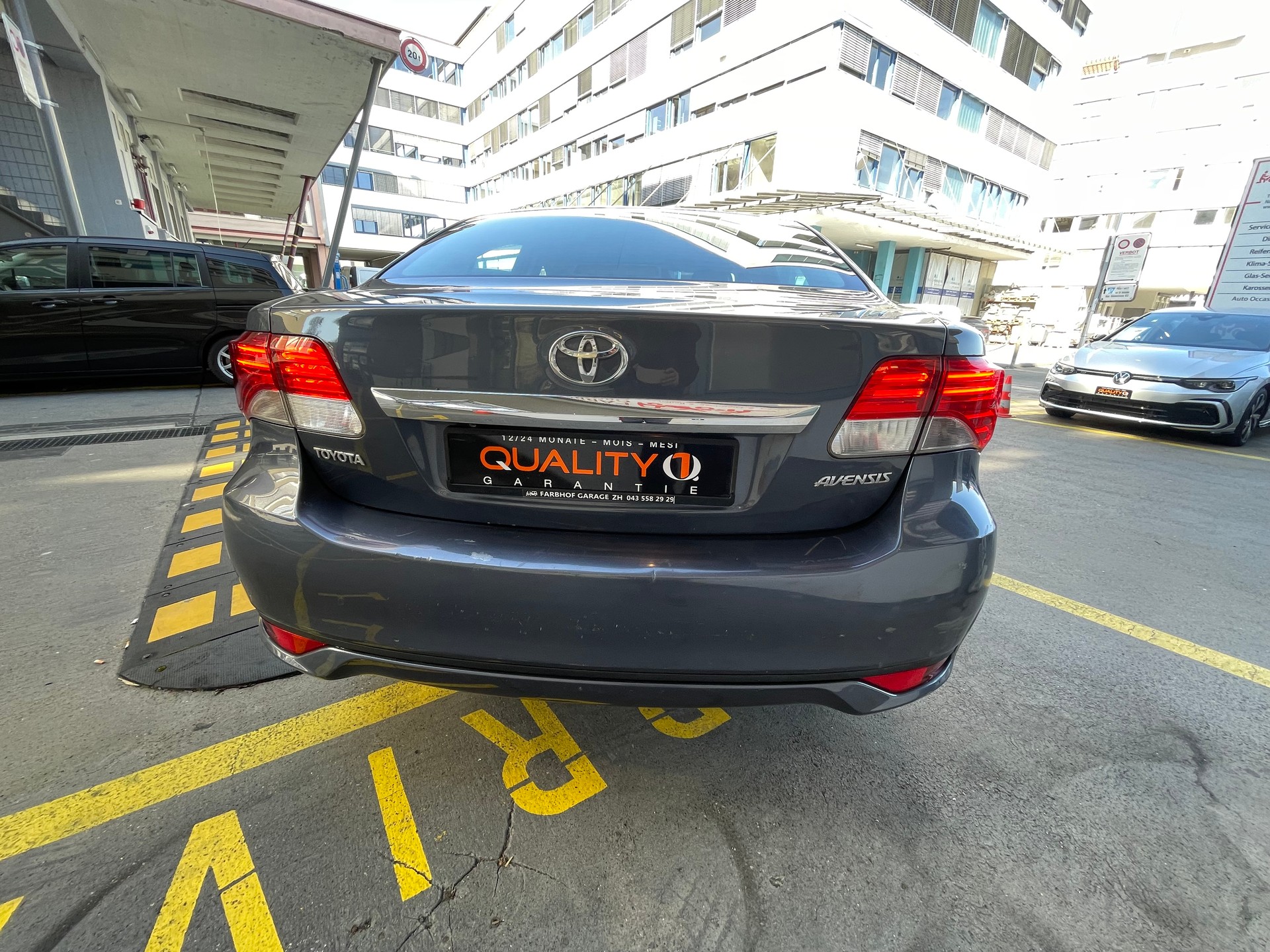 TOYOTA AVENSIS-image-5