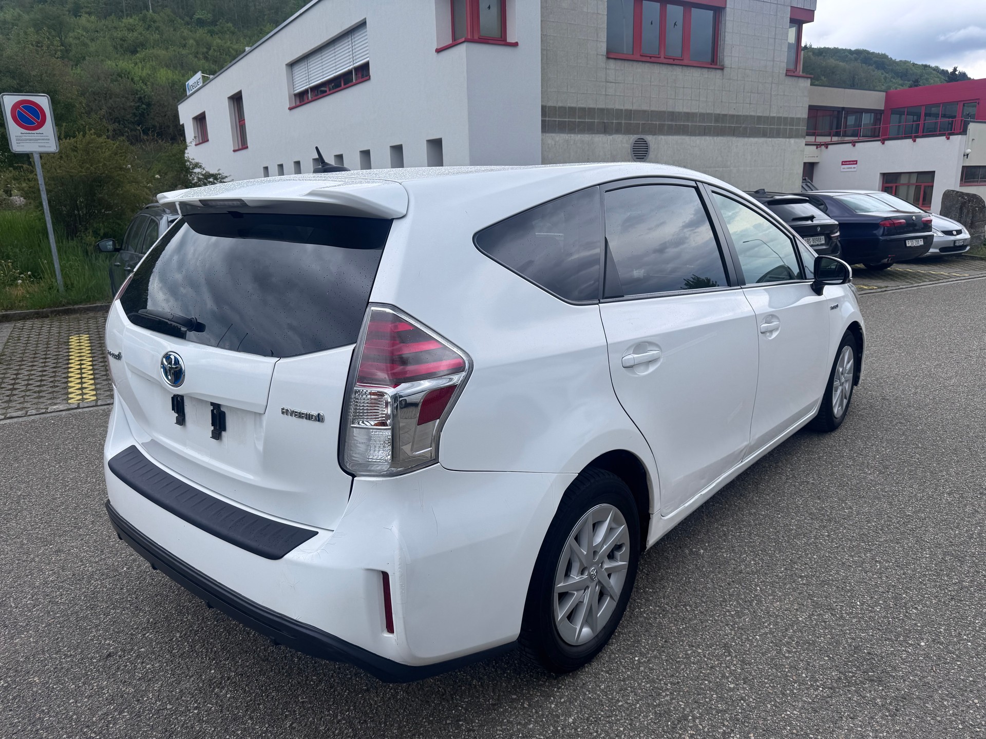 TOYOTA Prius+ 1.8 VVT-i HSD Comfort-image-4