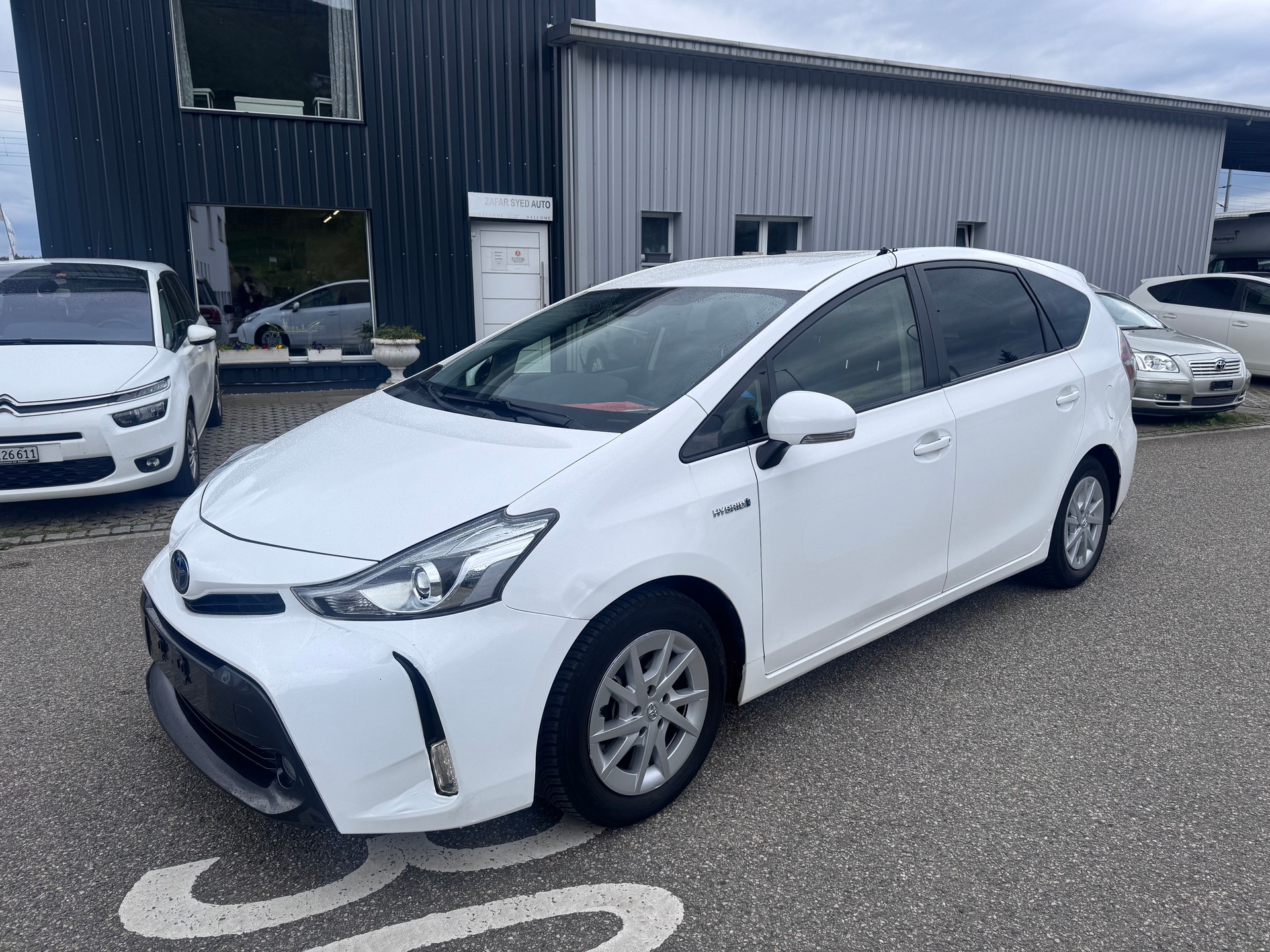 TOYOTA Prius+ 1.8 VVT-i HSD Comfort