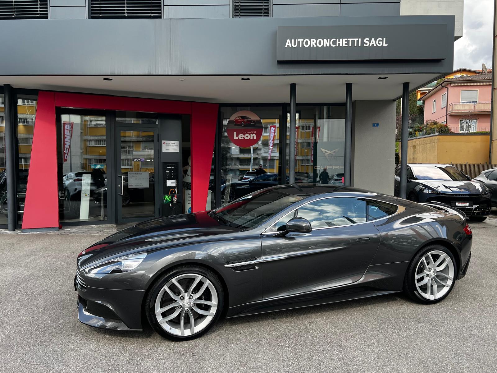 ASTON MARTIN Vanquish V12 5.9-48 Carbon Black Touchtronic 3-image-1