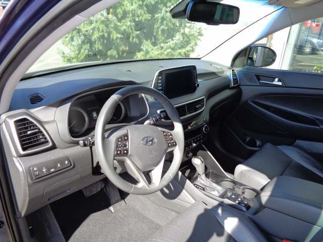 HYUNDAI Tucson 1.6 T-GDi Amplia 4WD-showroom-element-2