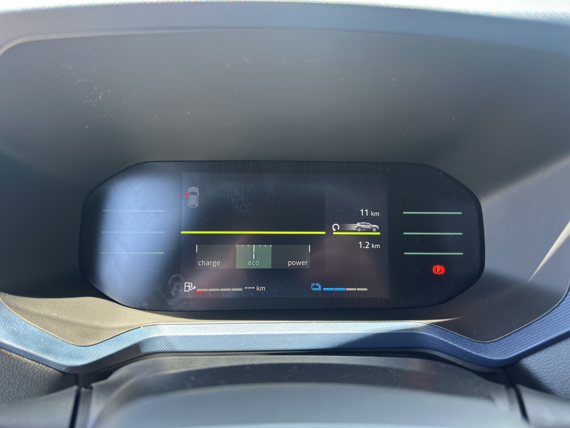 DACIA Duster HEV 155 Journey-image-14
