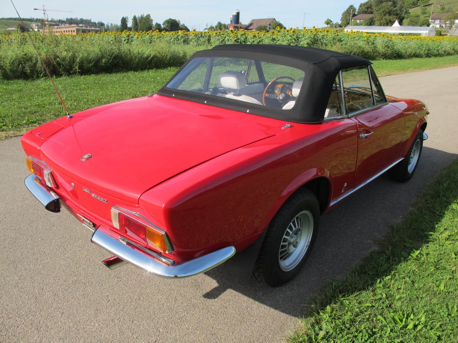 FIAT 124 Sport Spider-image-15