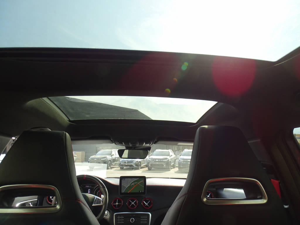 MERCEDES-BENZ Classe GLA 45 AMG 4Matic-image-5
