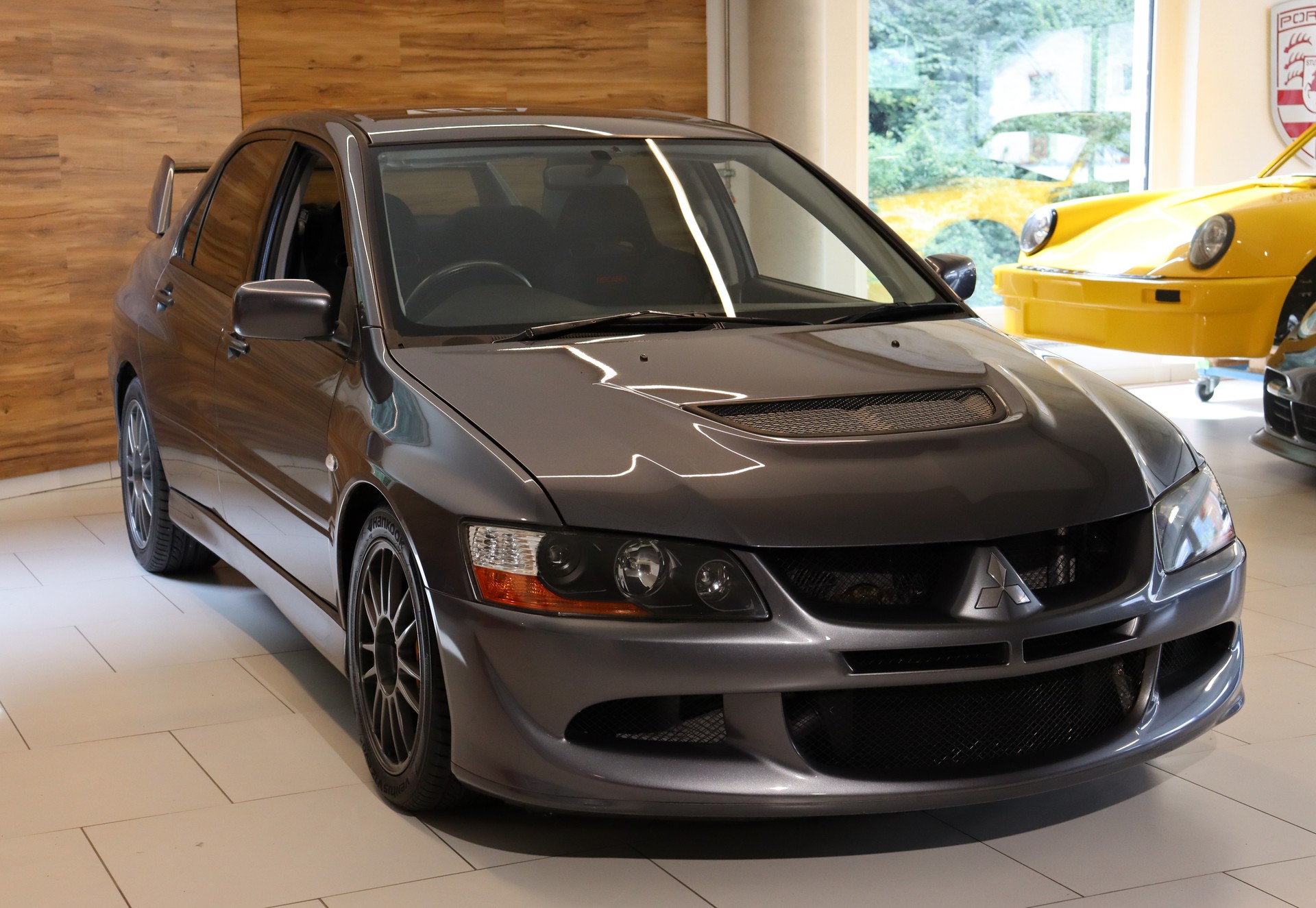 MITSUBISHI Lancer Evo 8 2.0 EVOLUTION MR-image-3