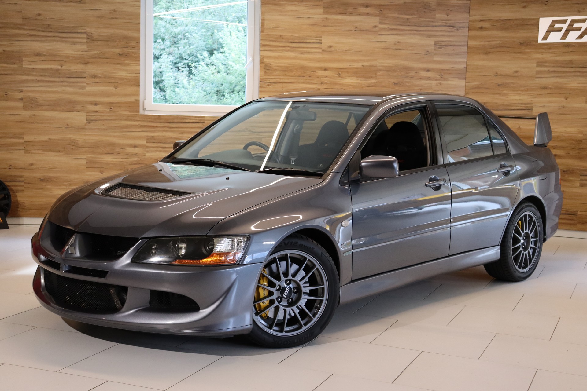 MITSUBISHI Lancer Evo 8 2.0 EVOLUTION MR-image-1