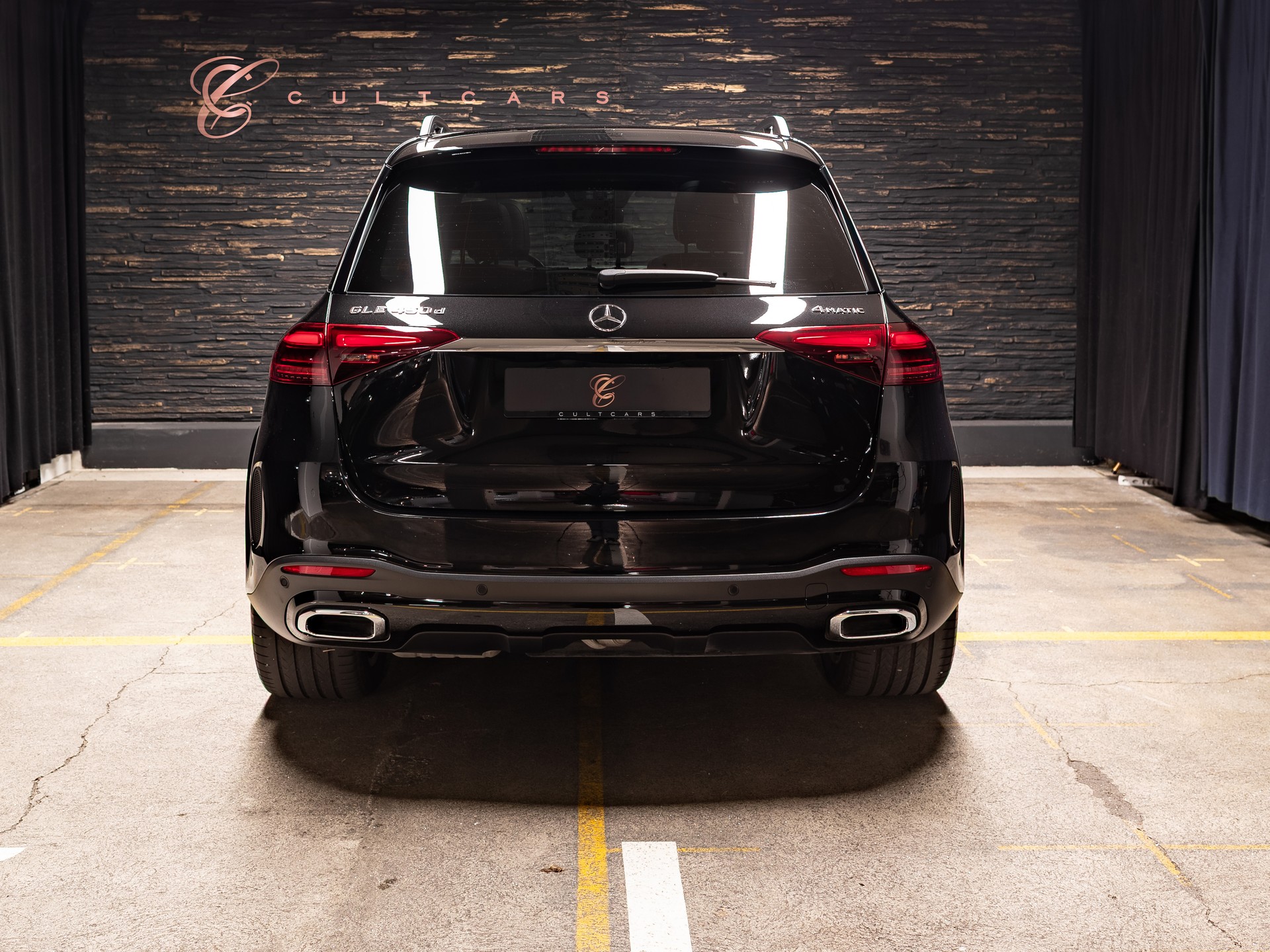 MERCEDES-BENZ GLE 450 d 4Matic 9G-Tronic-showroom-element-3