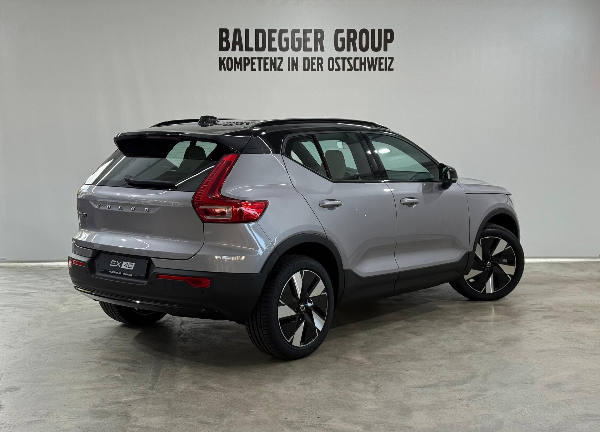 VOLVO EX40 Twin Ultra AWD-image-2