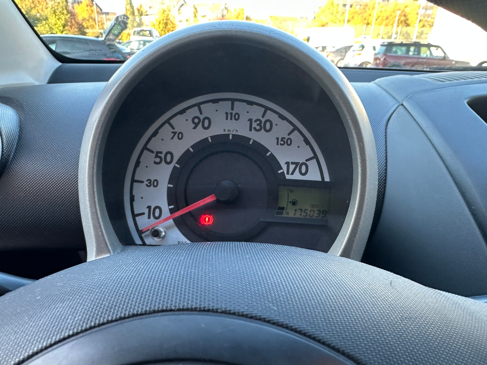 CITROEN C1 1.0i Essentiel (X)-image-12