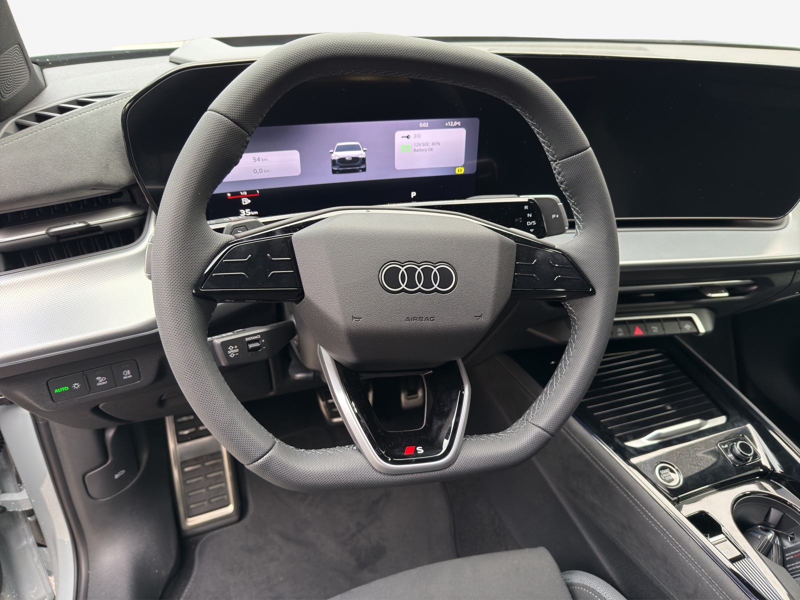 AUDI Q3 SUV TFSI quattro 195 kW S tronic-image-9
