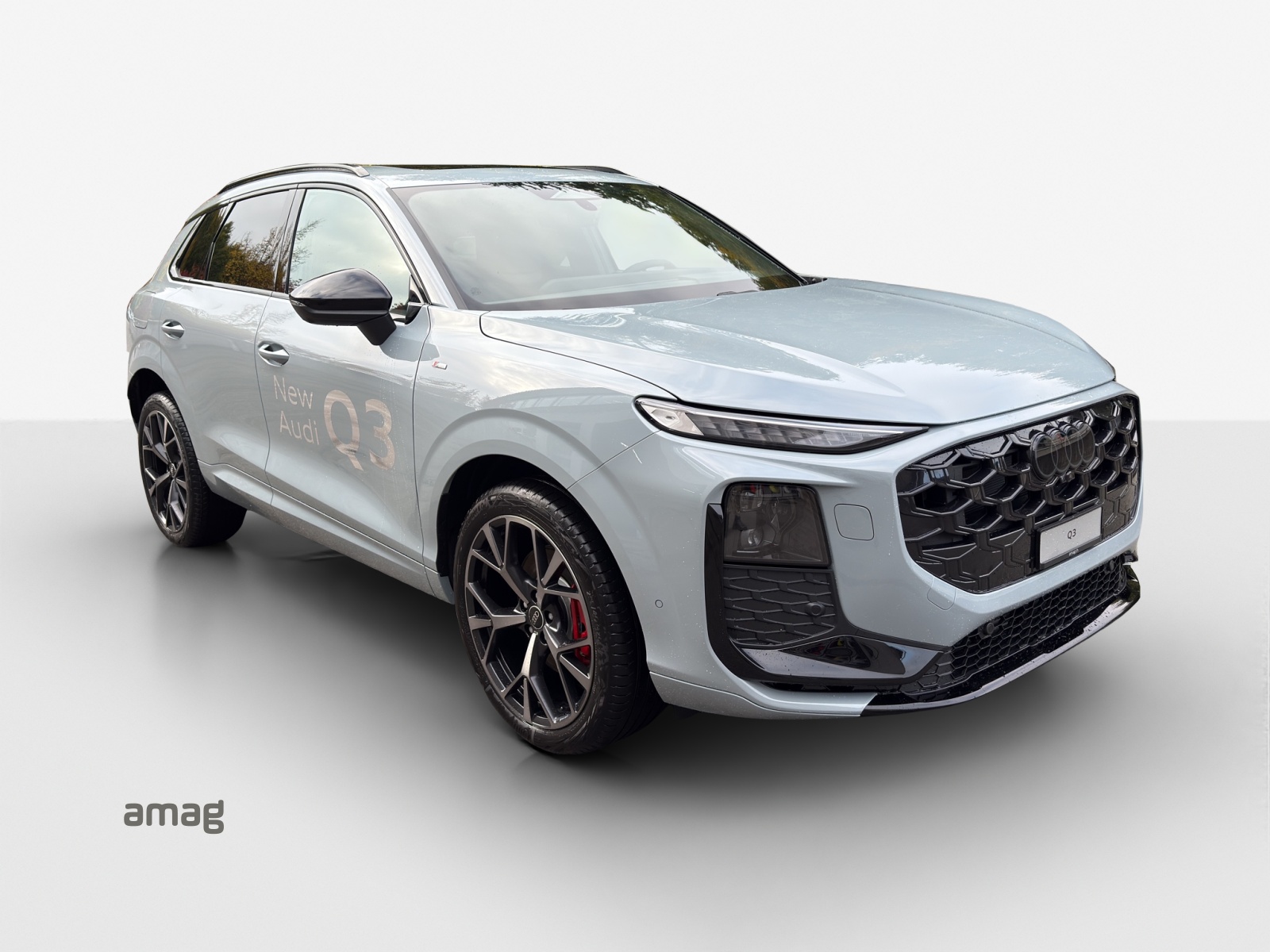 AUDI Q3 SUV TFSI quattro 195 kW S tronic-image-5