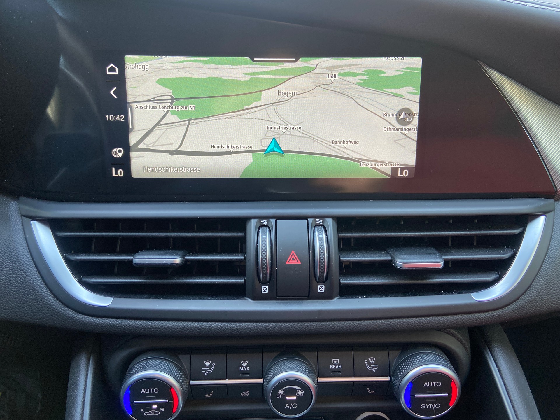 ALFA ROMEO Giulia 2.0 Veloce Pack Premium Q4 AT8-image-11