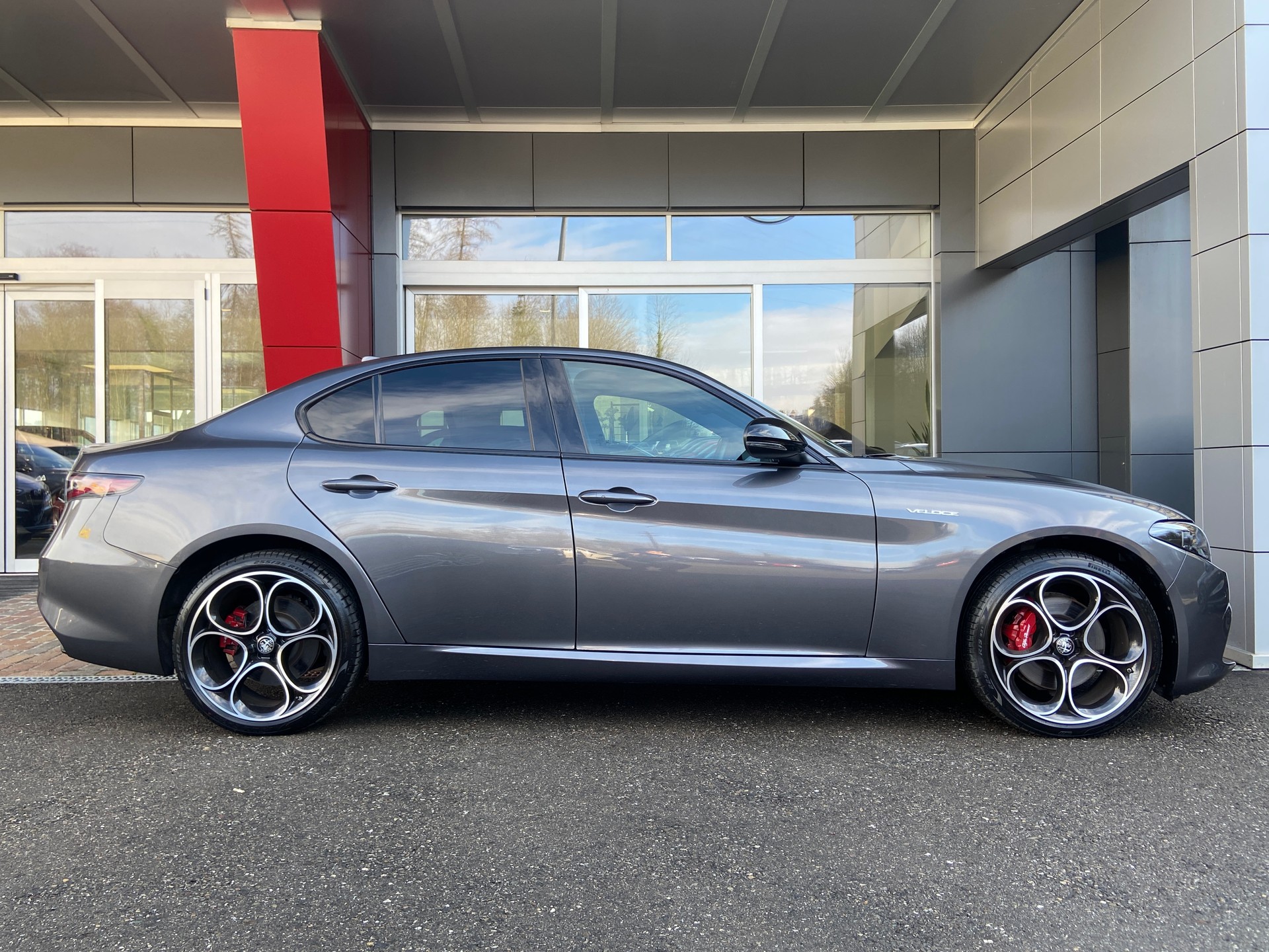 ALFA ROMEO Giulia 2.0 Veloce Pack Premium Q4 AT8-image-15